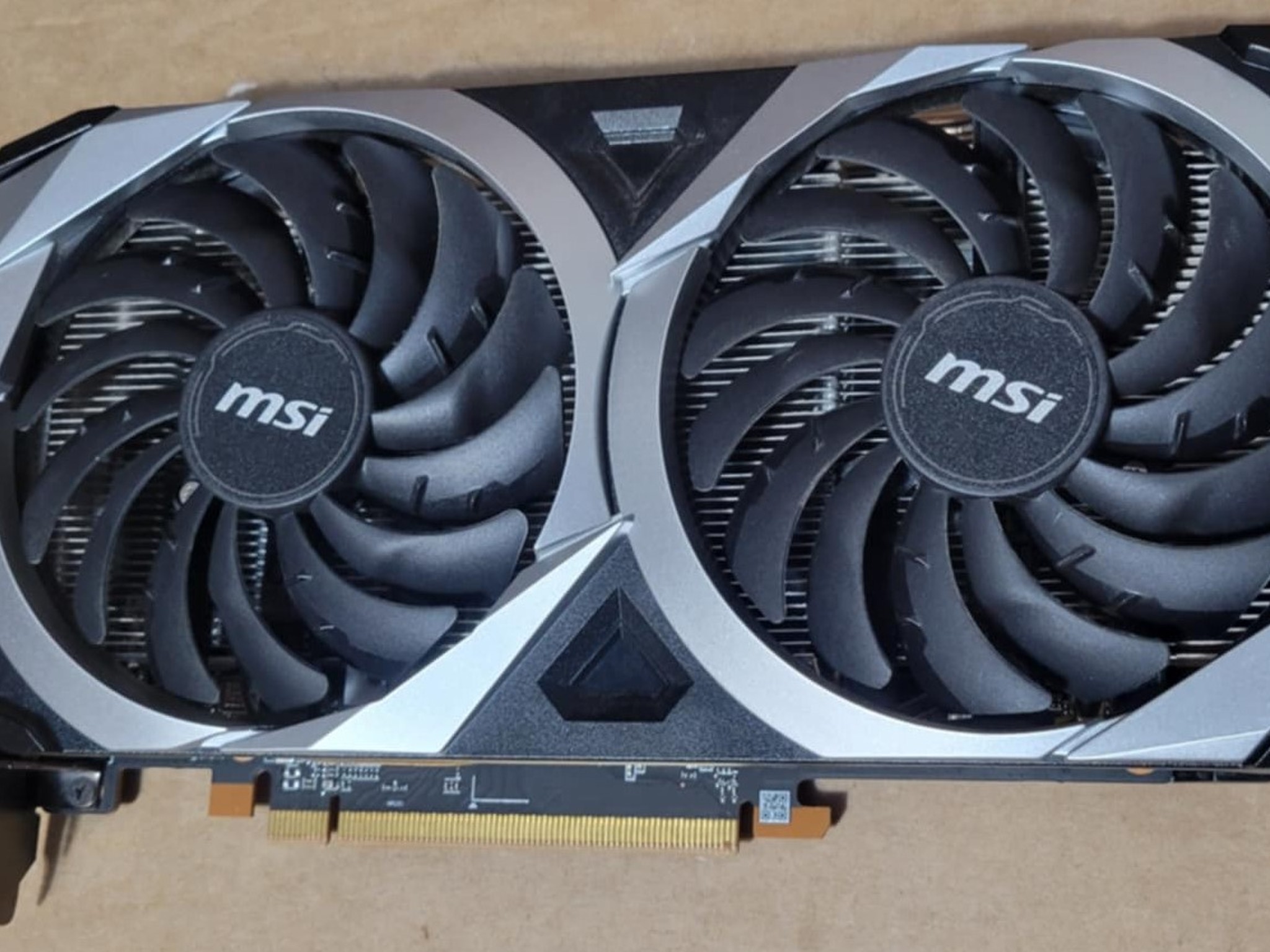 MSI MECH 2X 6600 8GB GPU