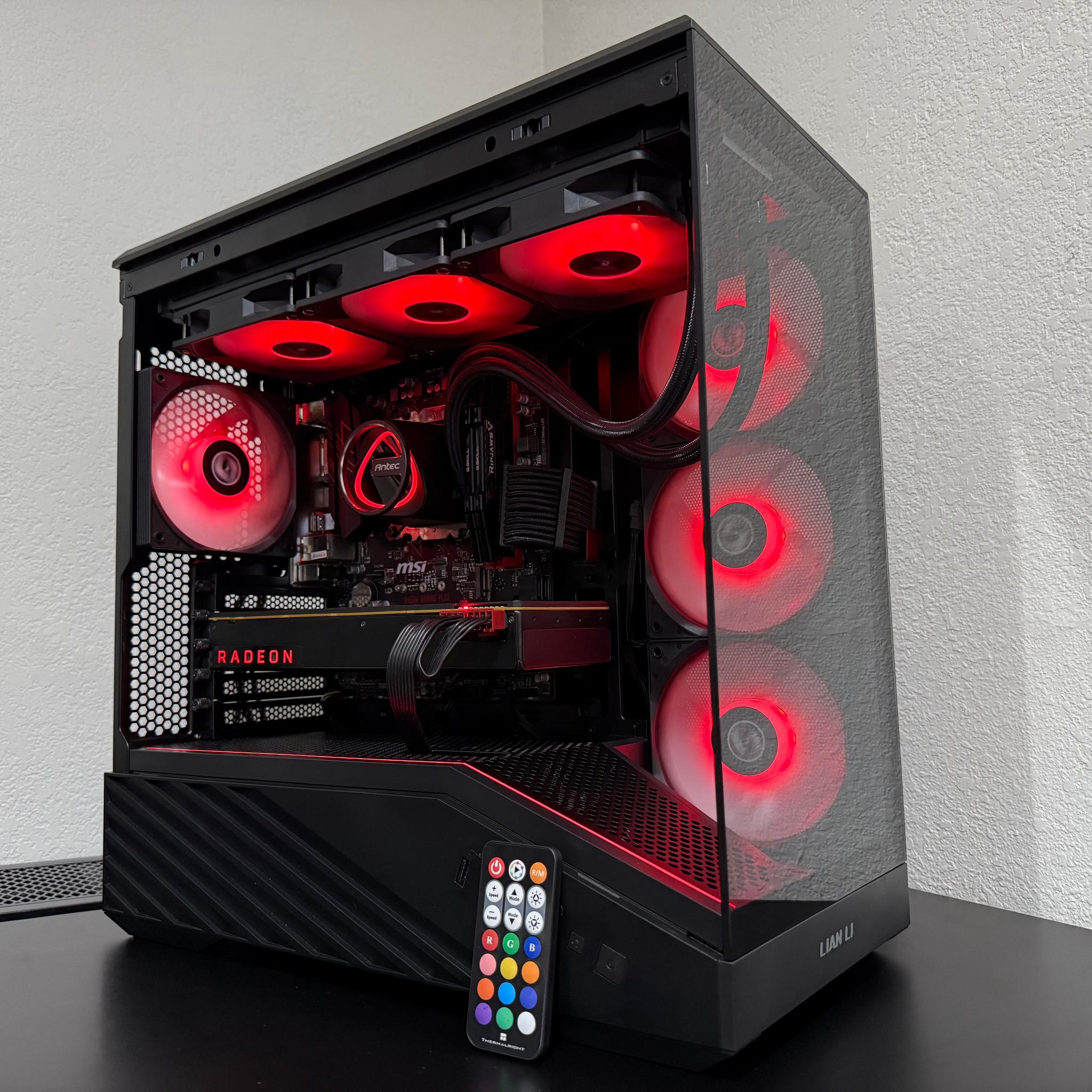 AMD Gaming PC w/ Radeon RX Vega 64 8GB / Ryzen 5 1600X / 16GB DDR4