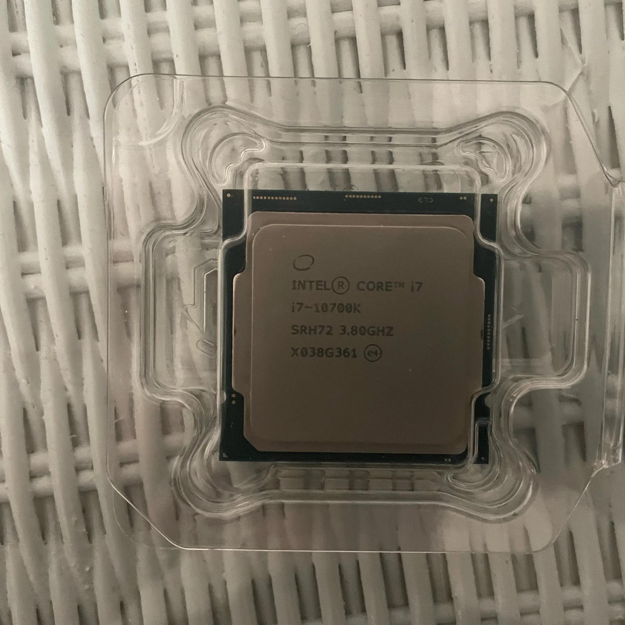 Intel Core i7-10700K Processor (With Manual)!