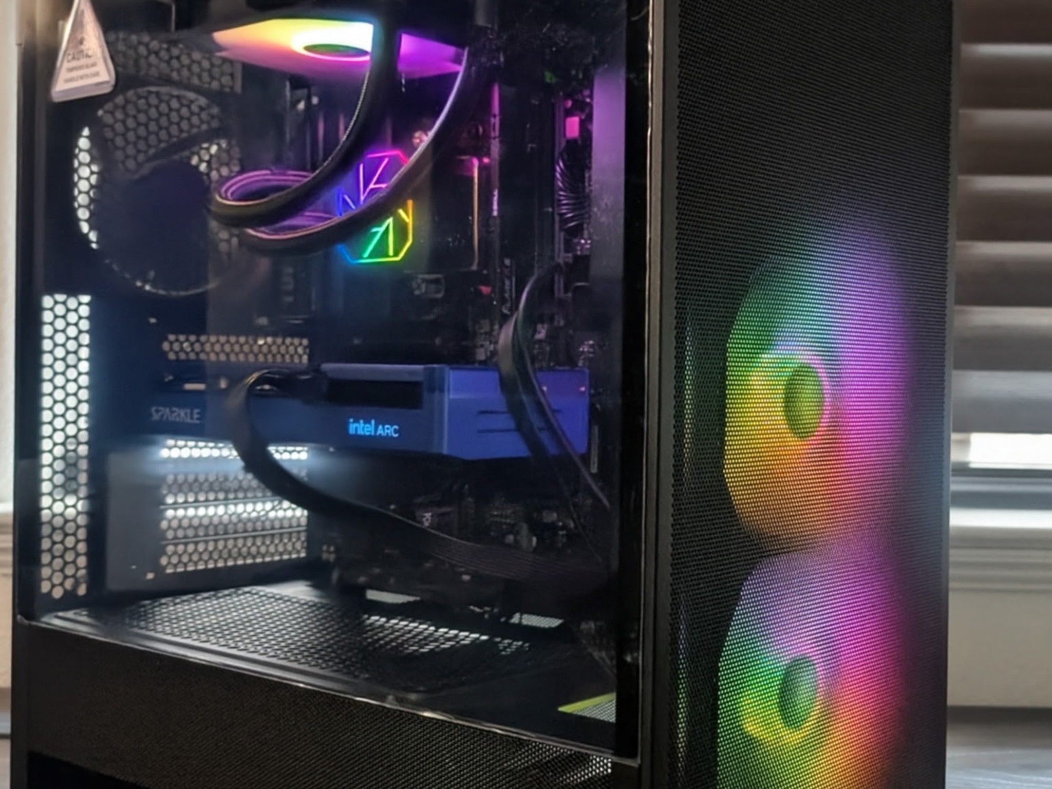 AMD Ryzen 5 7600X | Intel Arc B570 10GB | 16GB DDR5 | 1TB NVMe SSD | Wifi | Windows 11 | Gaming PC