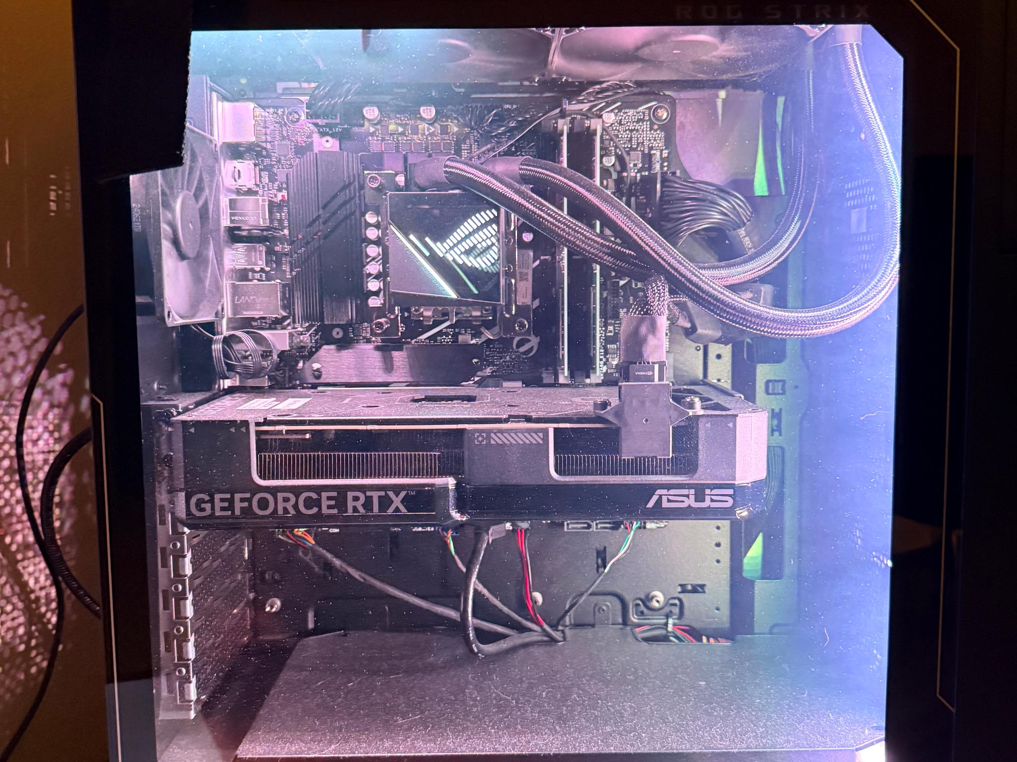GeForce RTX 4070 Super Custom Gaming PC - Core i7-14700KF