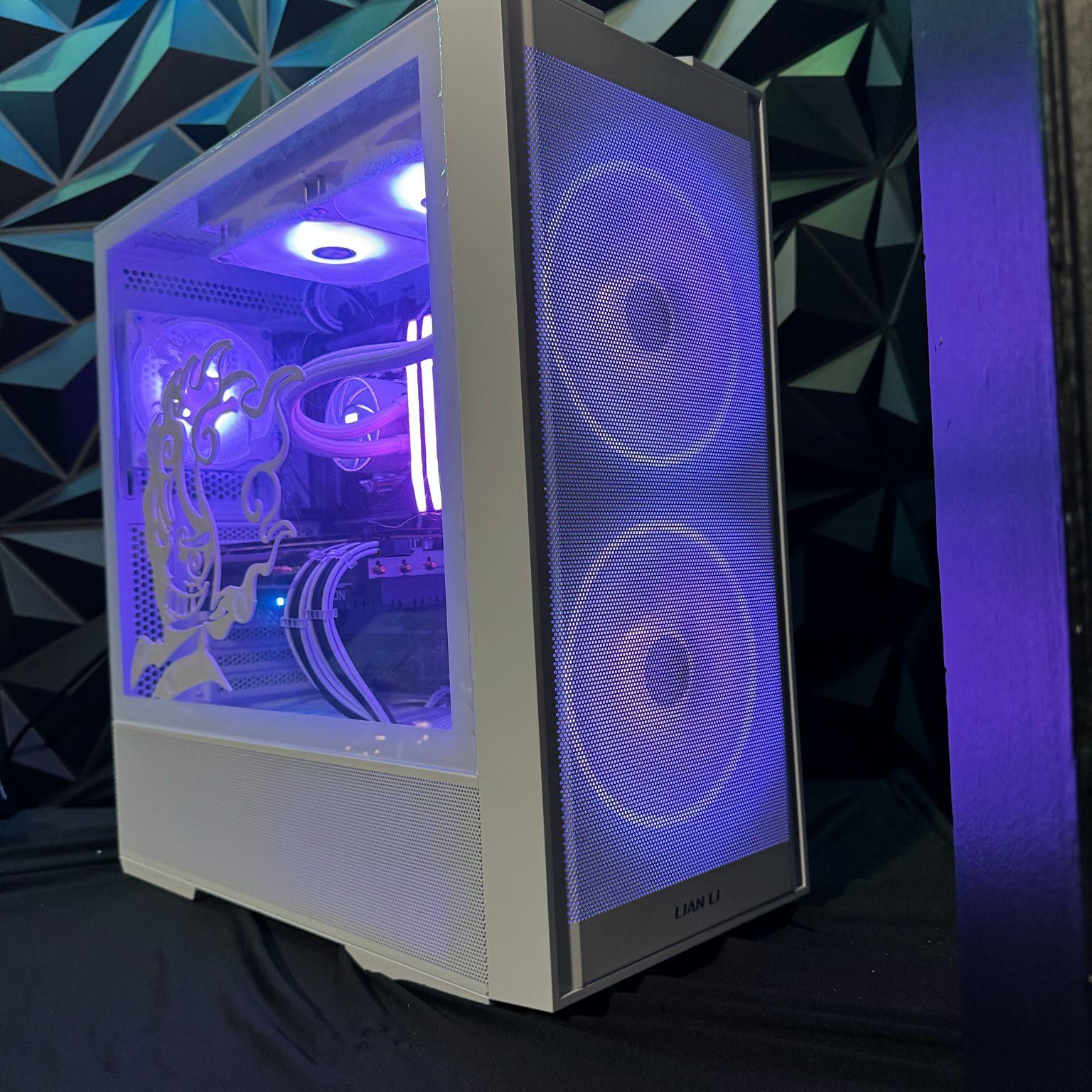 🏴‍☠️Luffy Gear 77 🏴‍☠️ Ryzen 7 7700X | RX 7800XT|32 GB DDR5| 1.5 TB NVMe|