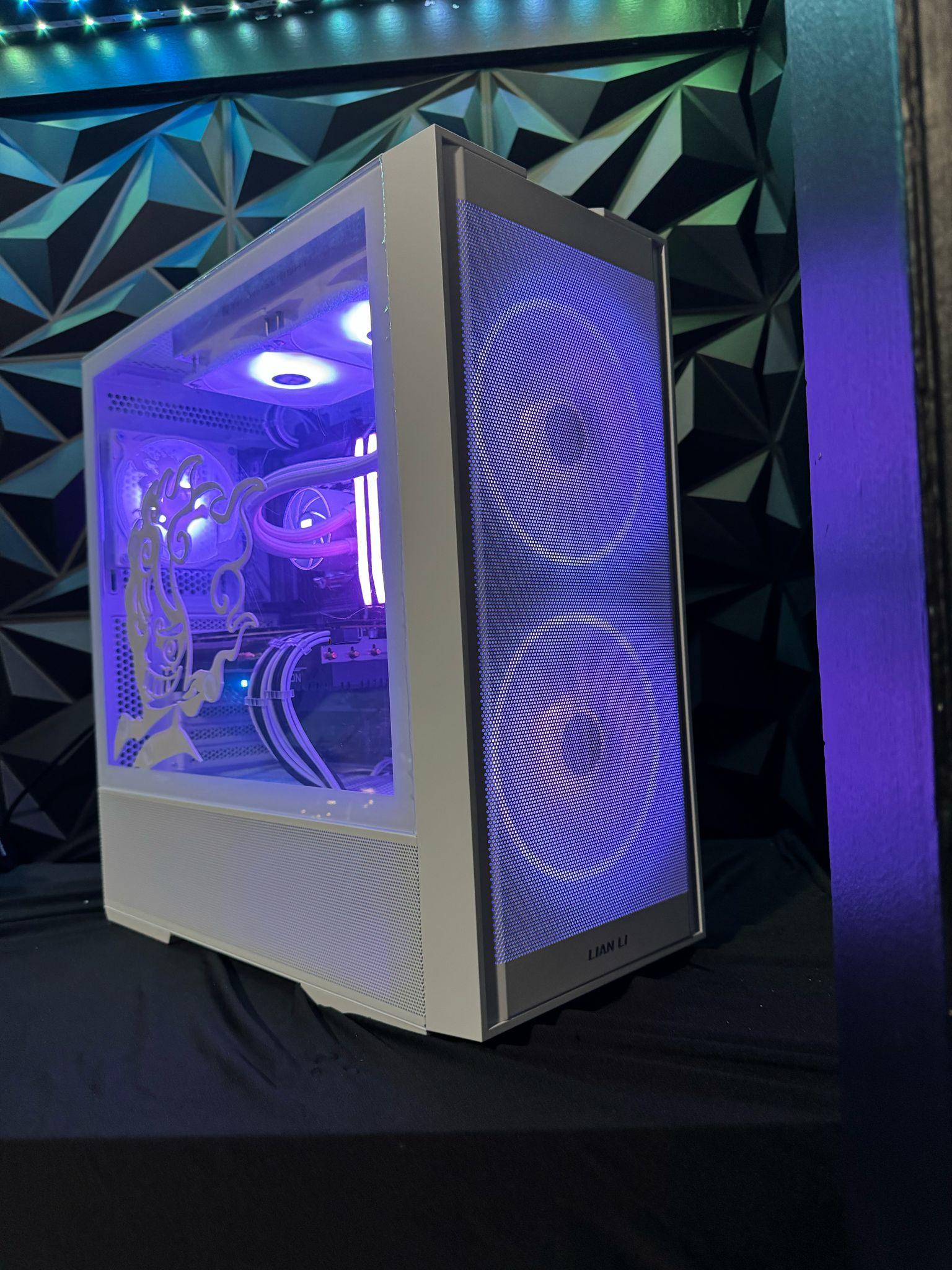 🏴‍☠️Luffy Gear 77 🏴‍☠️ Ryzen 7 7700X | RX 7800XT|32 GB DDR5| 1.5 TB NVMe|