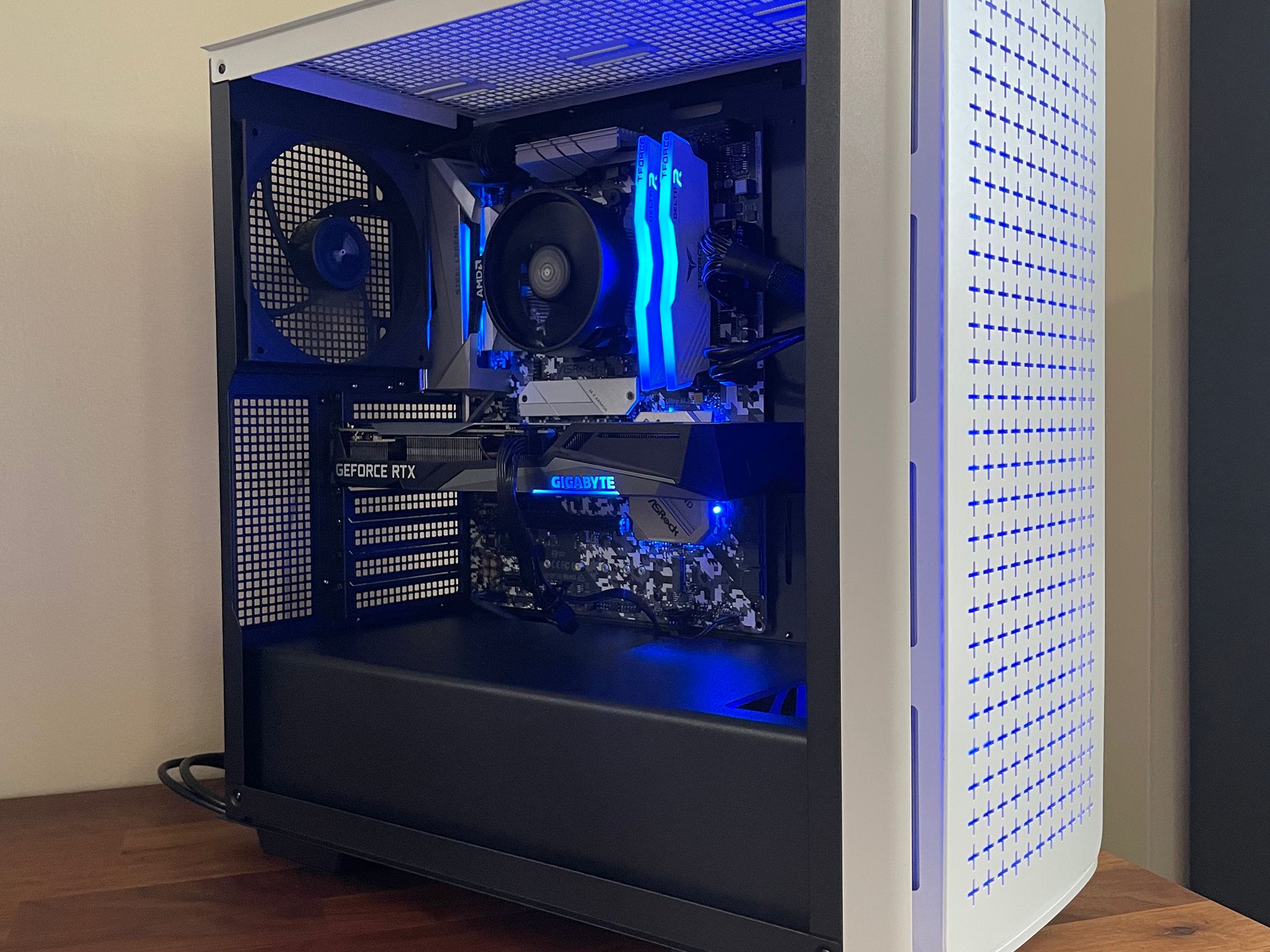 RTX 3060 12GB | Ryzen 5 5500 | 1TB SSD | The Legend V2