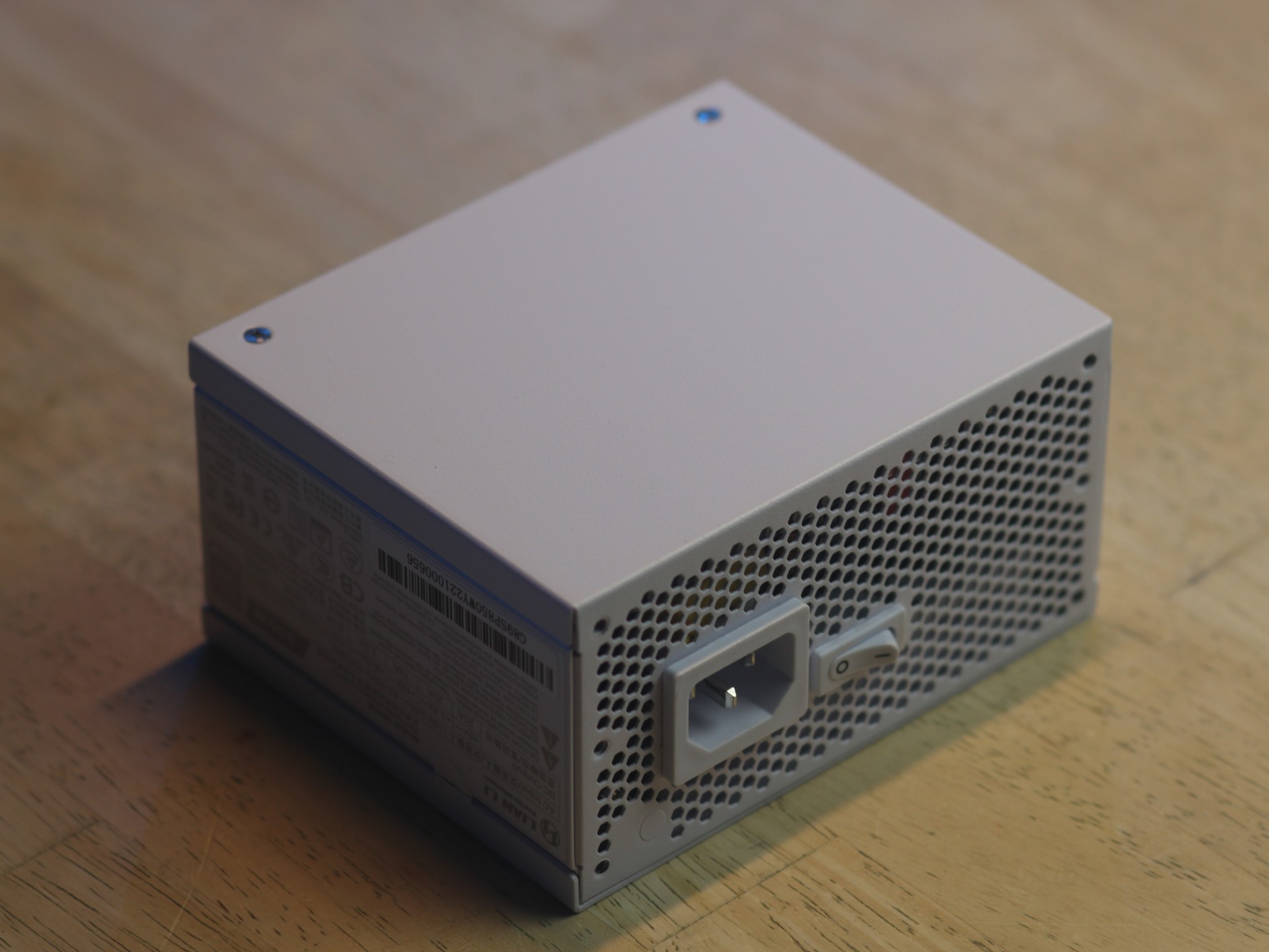 Lian Li SP850 80+ Gold SFX White PSU (Read Desc)