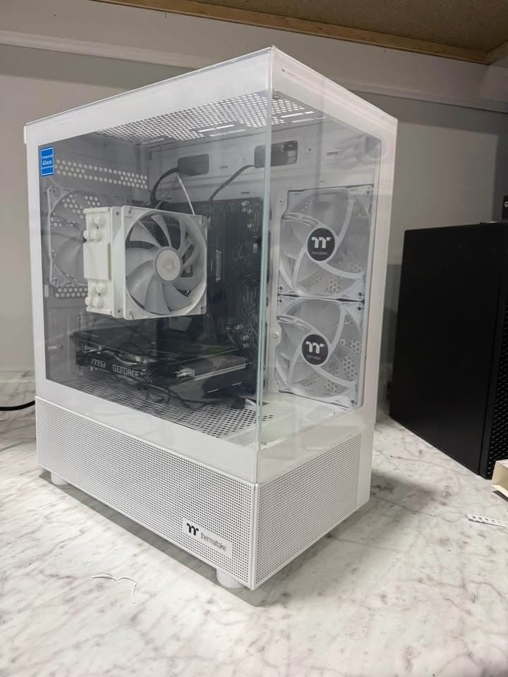 GAMING PC - RTX 2060 6GB - Ryzen 7 2700X - 16GB RAM - 1TB NVME