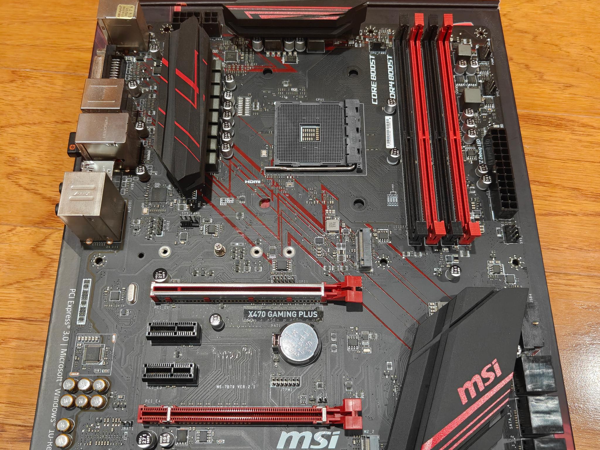 MSI X470 GAMING PLUS - Image 4