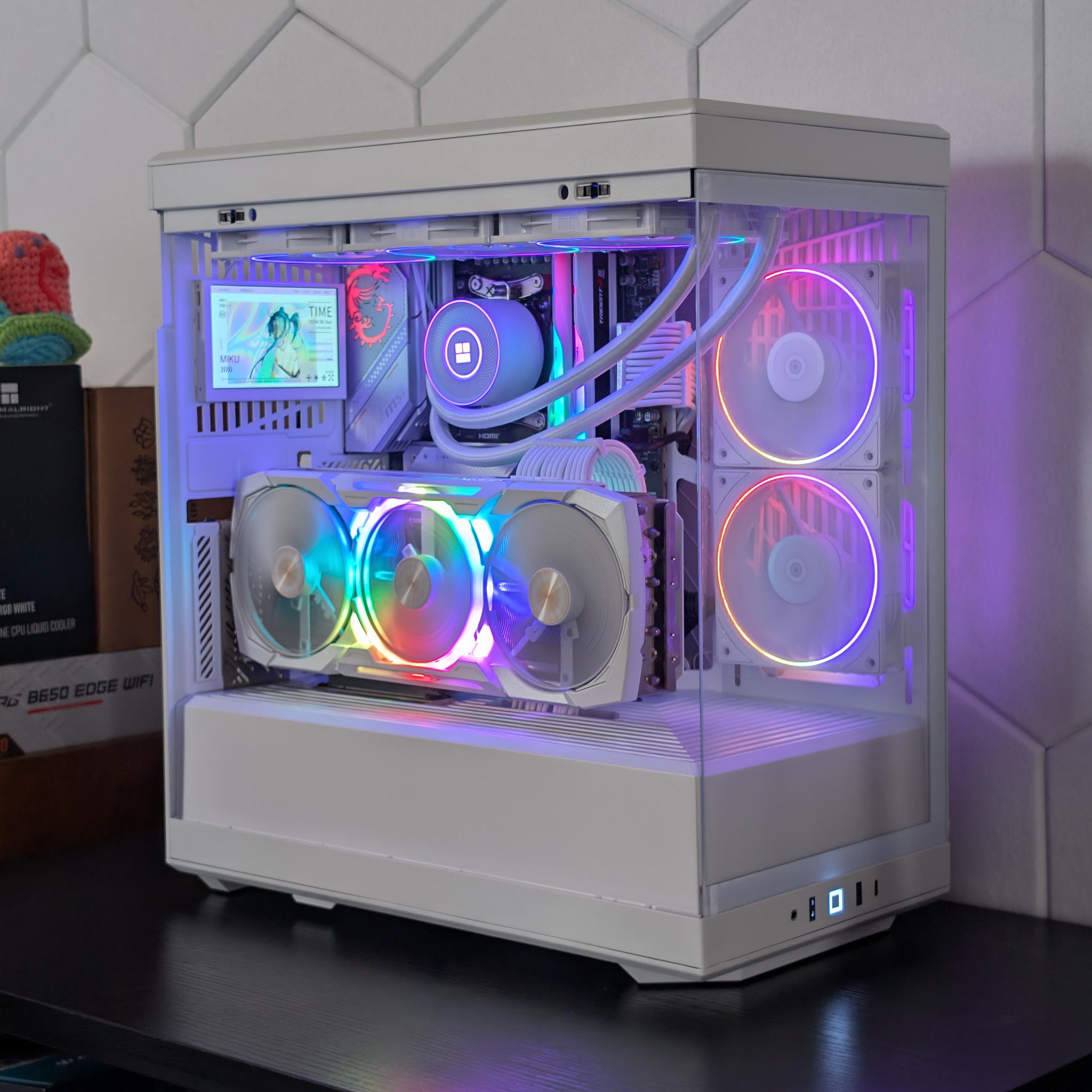 🐻‍❄️🤍 4K Gaming Beast | RX 7900XTX | Ryzen 7 9800X3D | 2TB SSD | 32GB RAM | WiFi 6 & BT 🤍🐻‍❄️