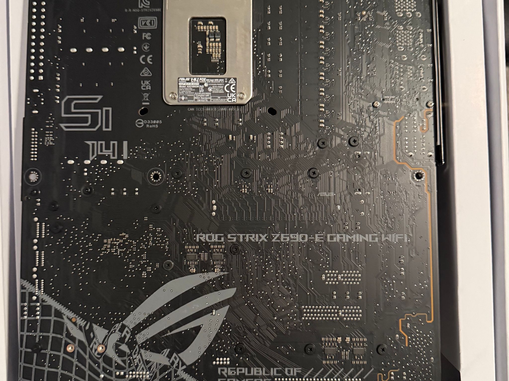 Asus ROG Strix Z690-E Gaming Wifi & Intel 13900K Bundle
