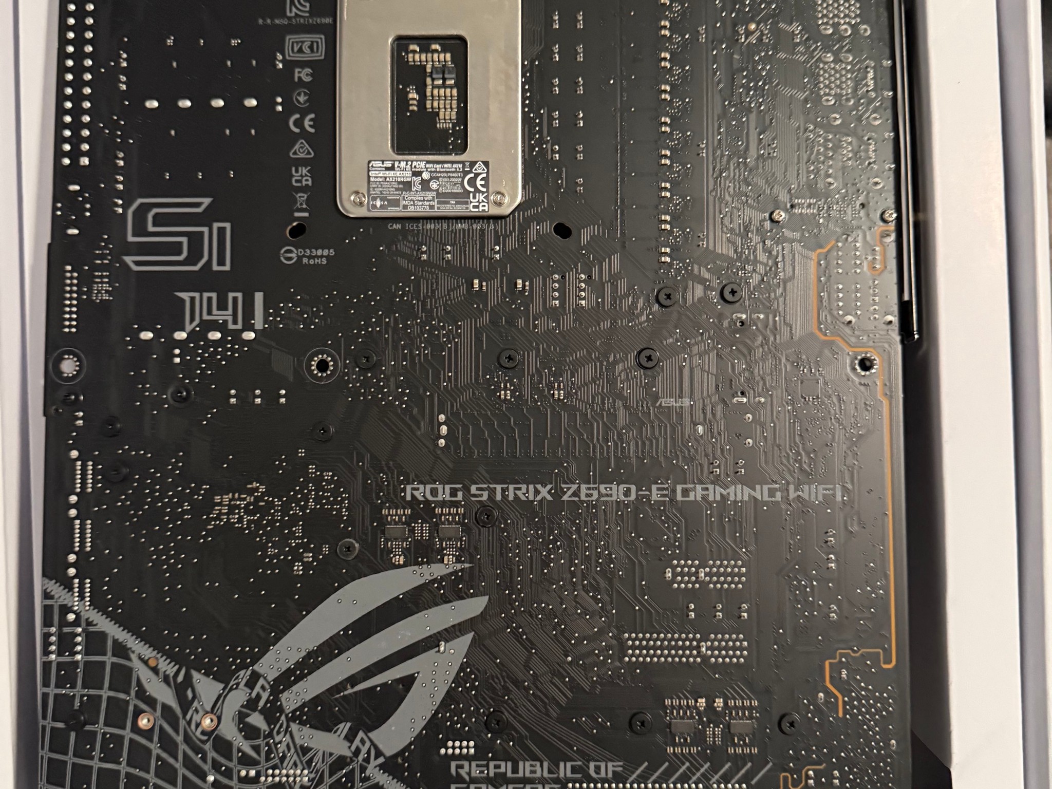 Asus ROG Strix Z690-E Gaming Wifi & Intel 13900K Bundle