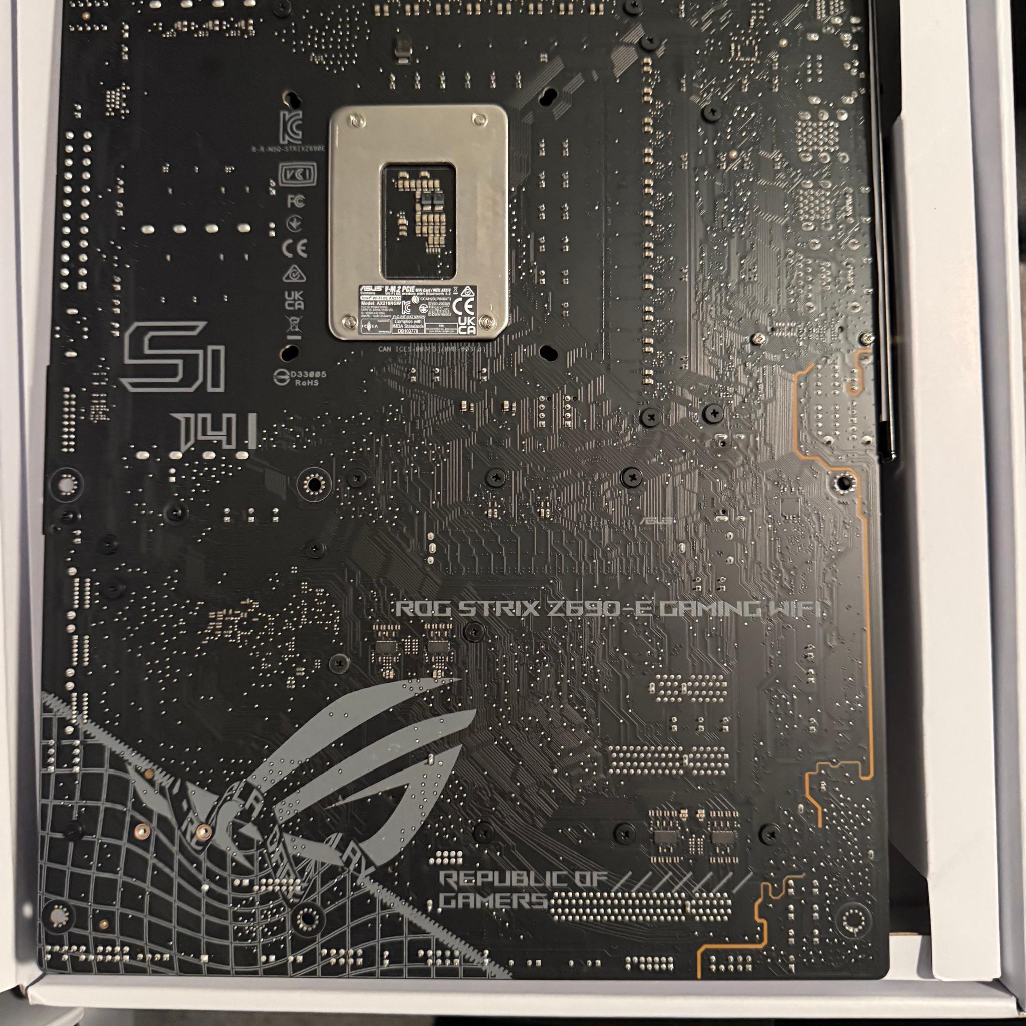 Asus ROG Strix Z690-E Gaming Wifi & Intel 13900K Bundle