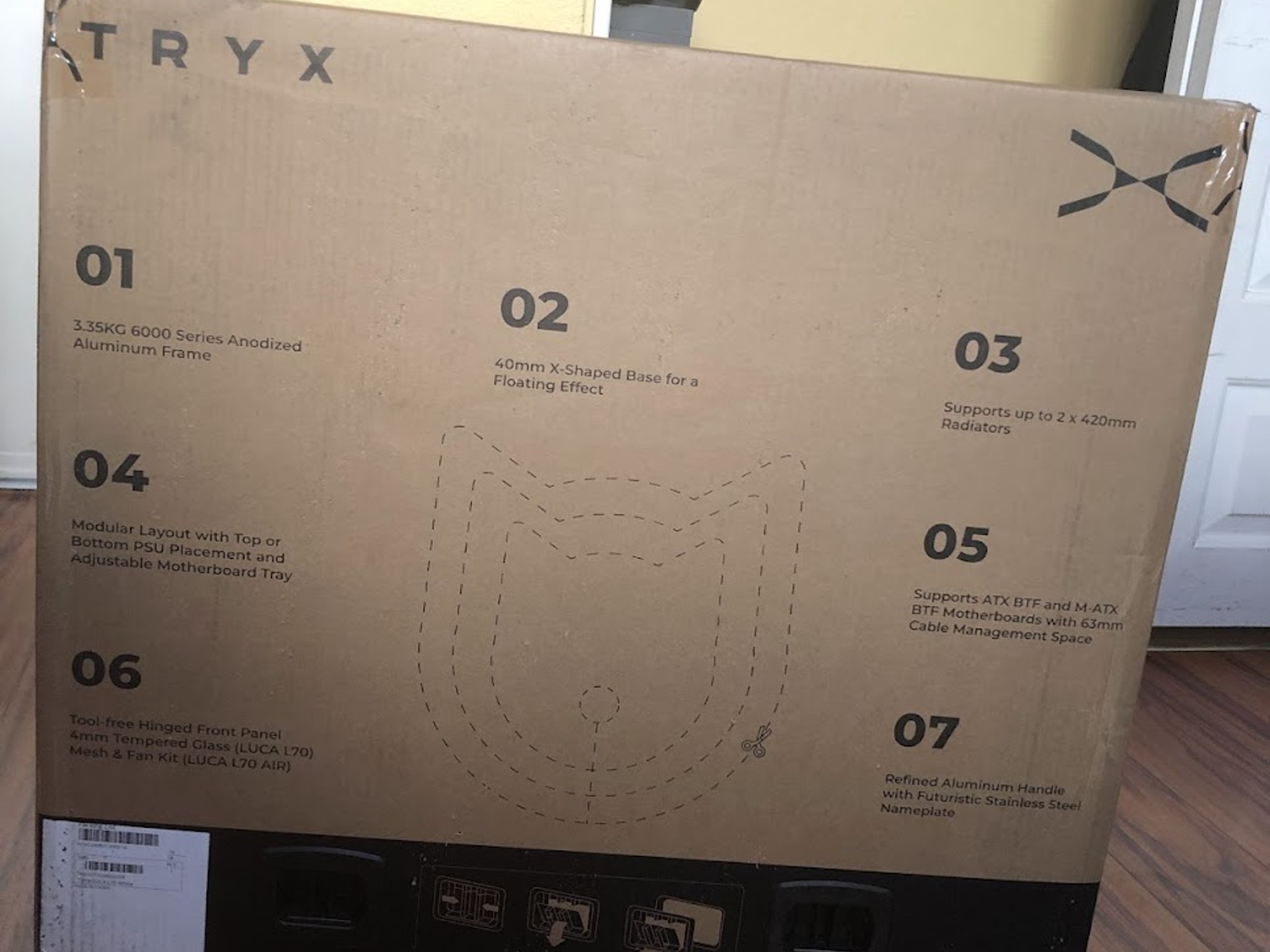 TRYX Panorama LUCA L70 White Mid-tower E-ATX PC Case V1