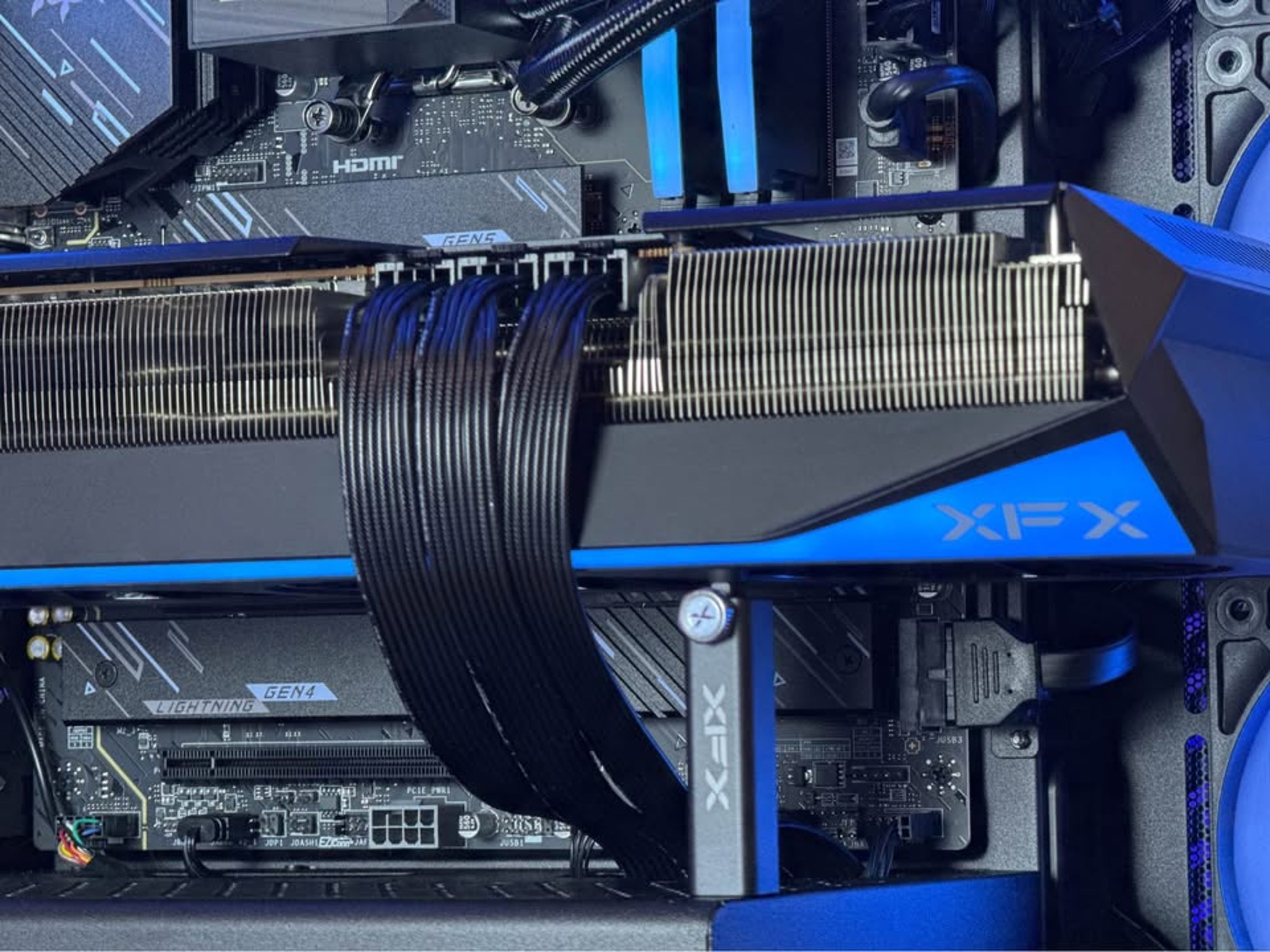 1440P/1080P Gaming PC | 9070 XT 16Gb | Ryzen 7 9800X3D | 32Gb DDR5 Ram | 2TB Nvme SSD | WIFI/BT