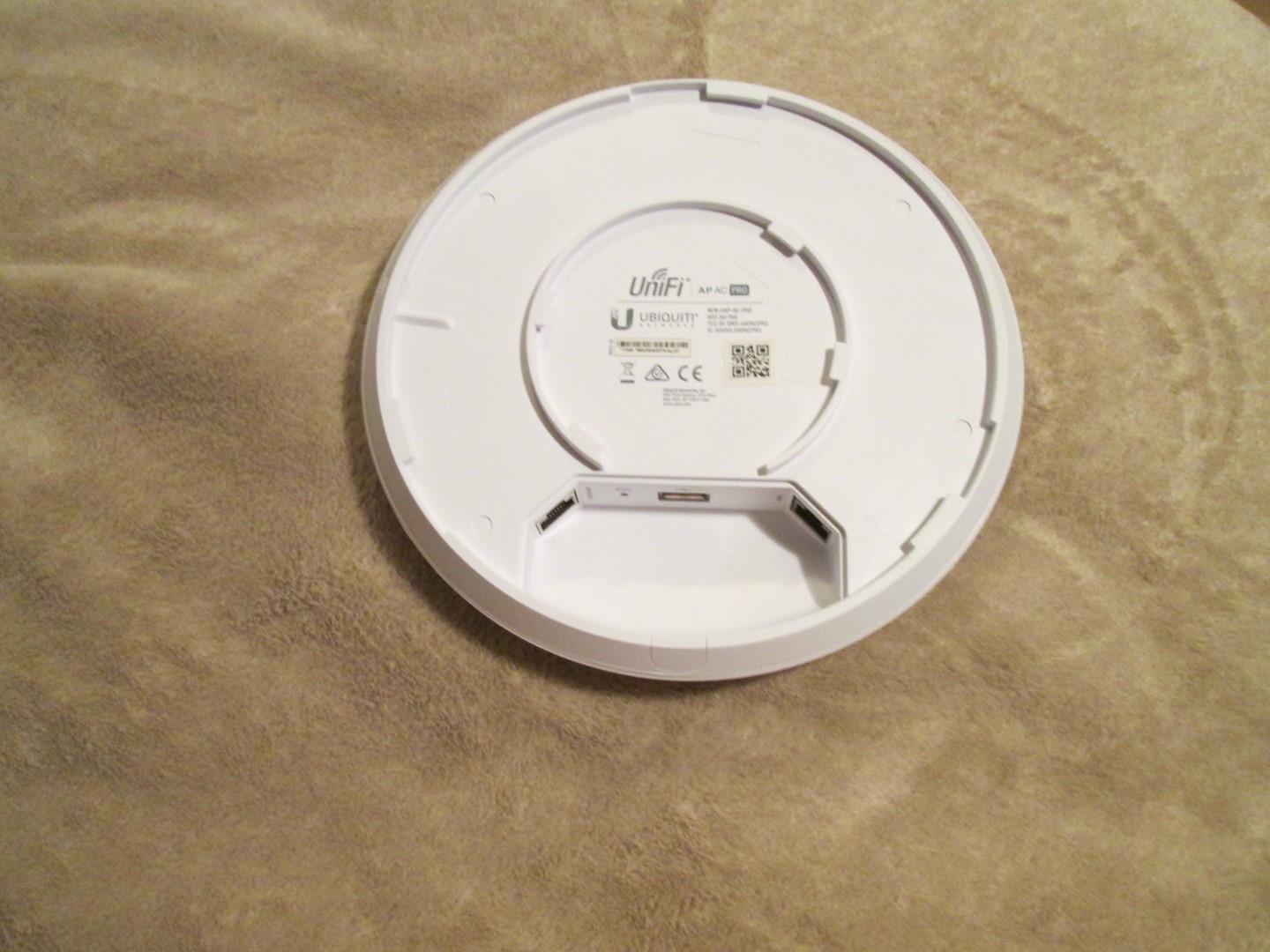 Ubiquiti Pro Access Point With Box And Accessories