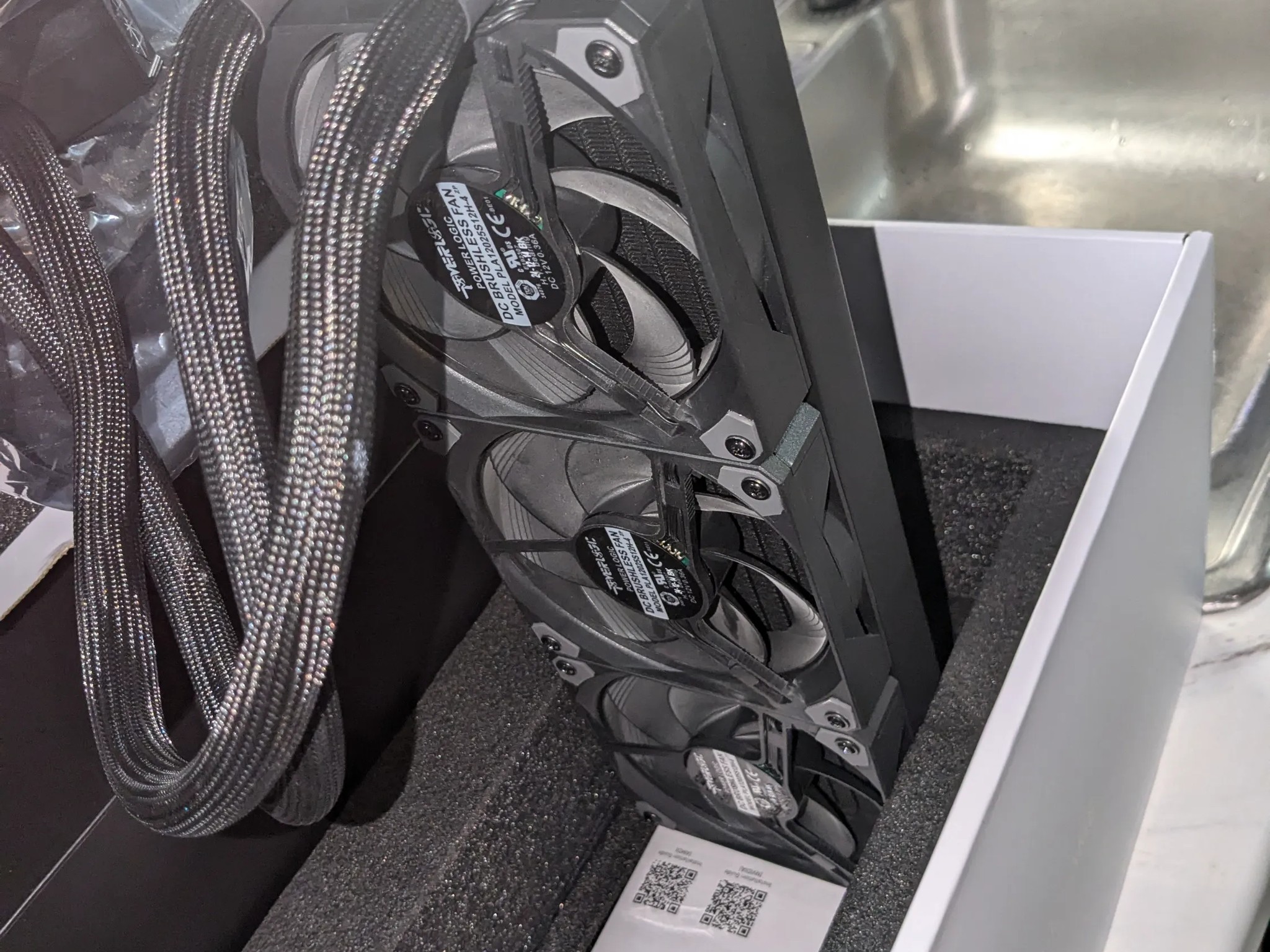 Nvidia RTX 5080 Msi Suprim liquid Soc edition