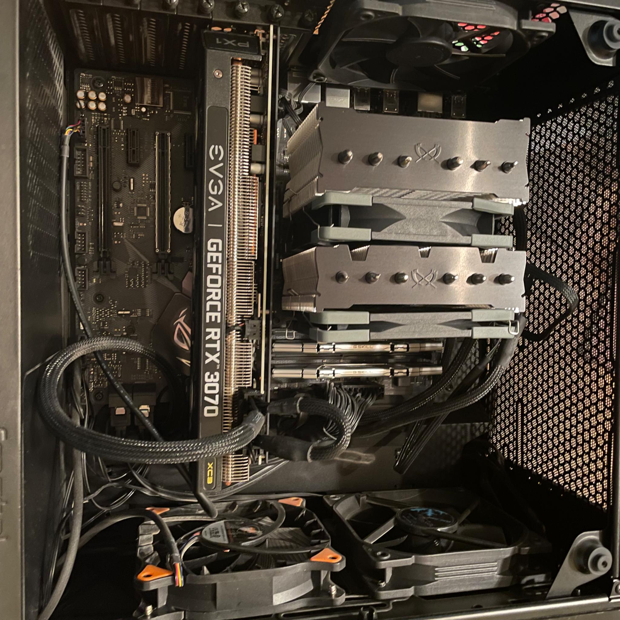 Gaming PC! RTX 3070, RYZEN 7 3700X, 16 GB RAM