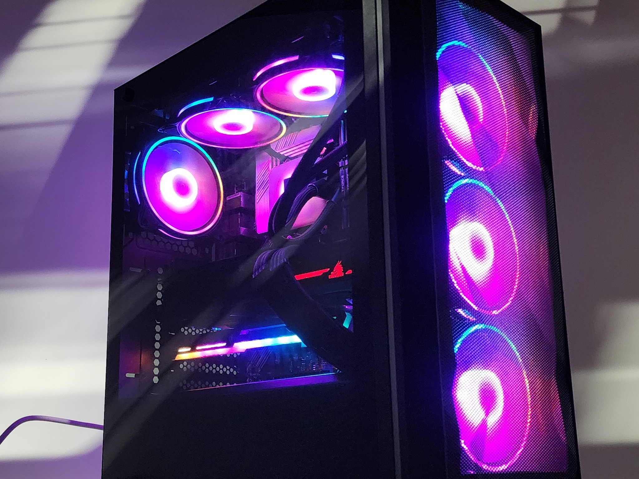 Gaming PC Ryzen 7 5800XT 32GB RAM 1TB SSD RX 6800 XT 16GB Windows 11 Computer