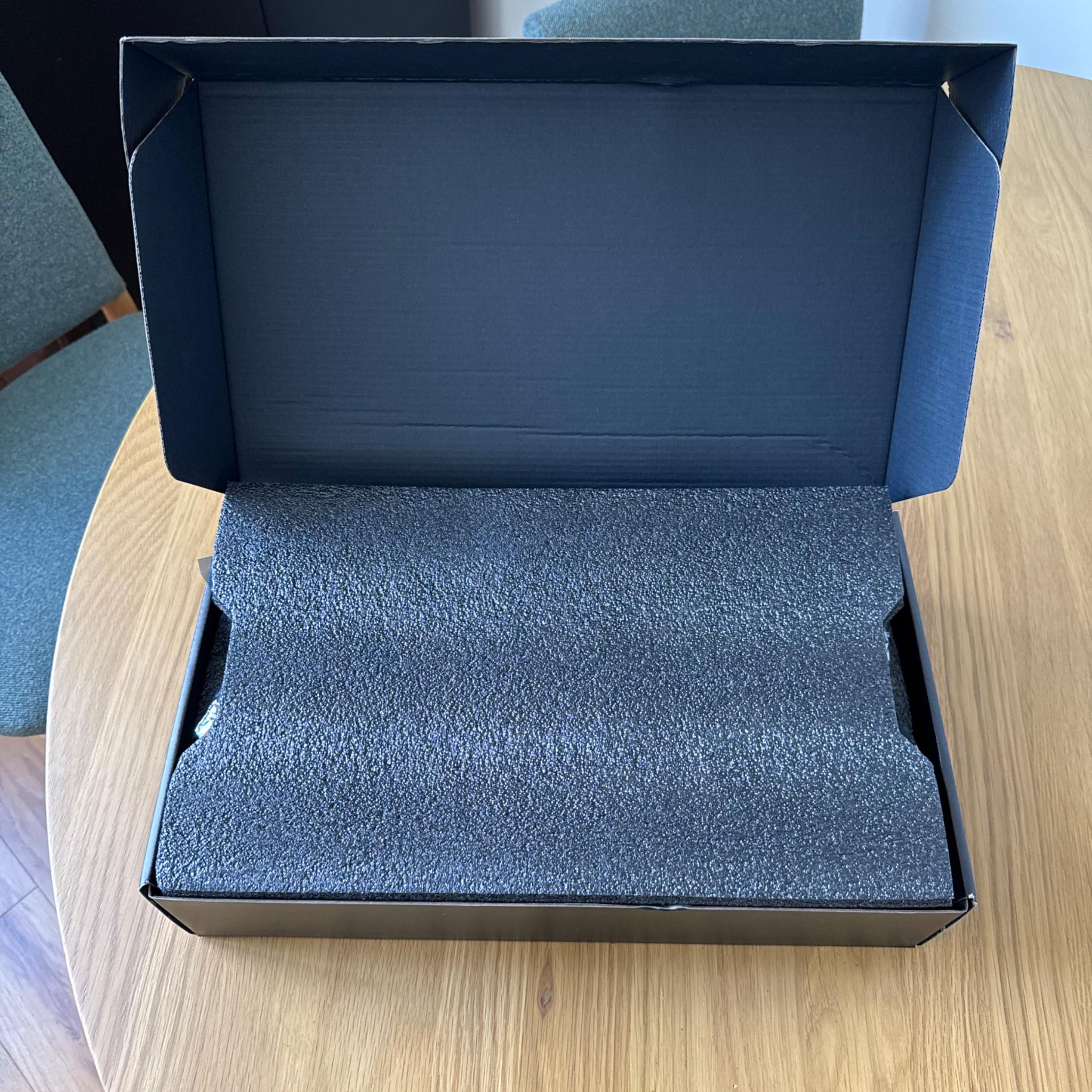 Gigabyte RTX 3080 Vision White with Original Packaging