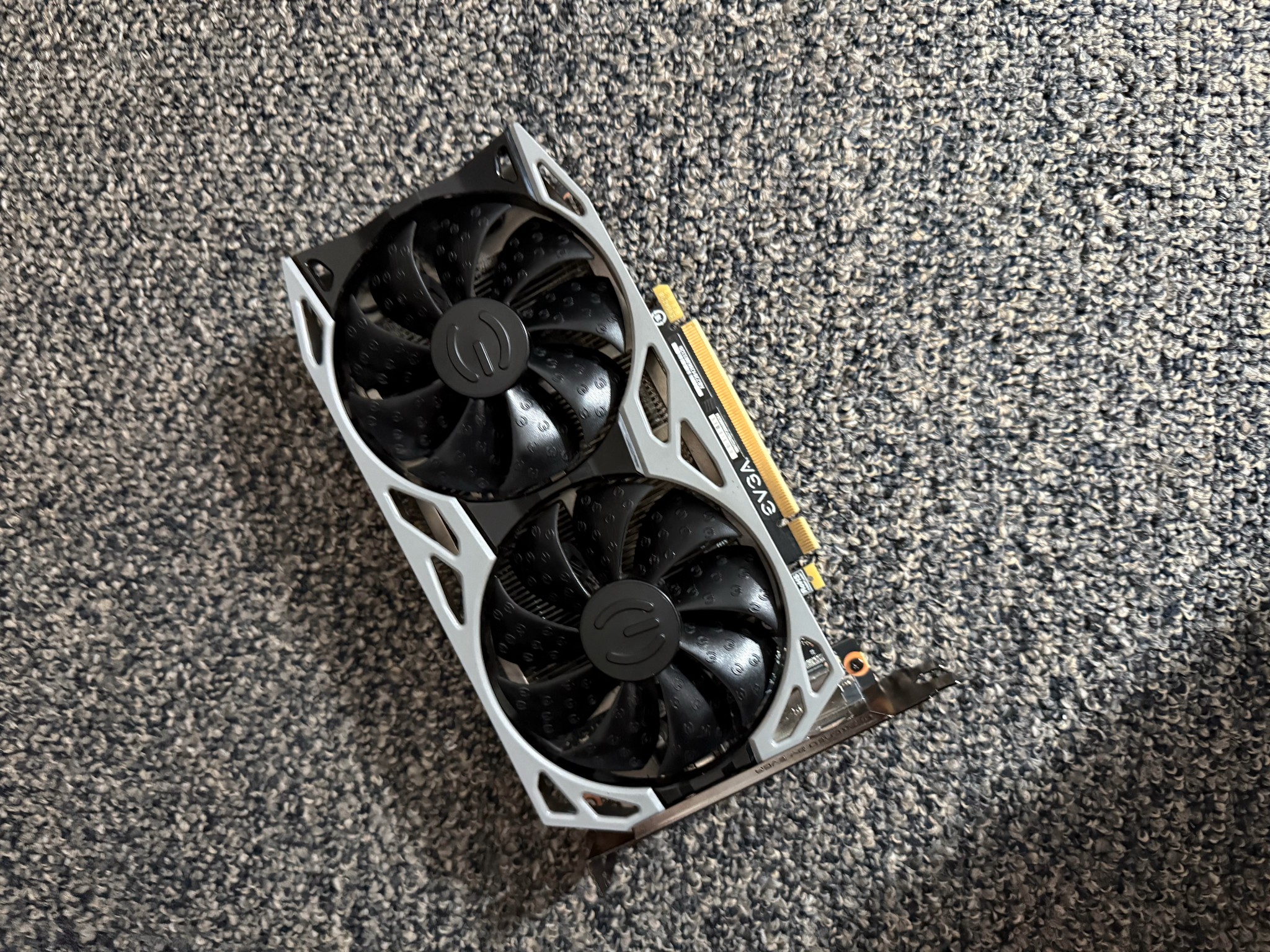 EVGA NVIDIA GeForce RTX 2060 Dual Fan PCIe x16 06G-P4-2068-KR