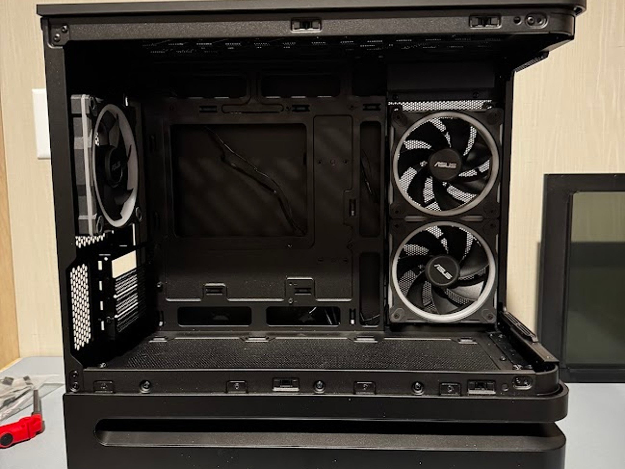 Title: ASUS Prime AP202 ARGB Panoramic mATX Case - Black – Like New
