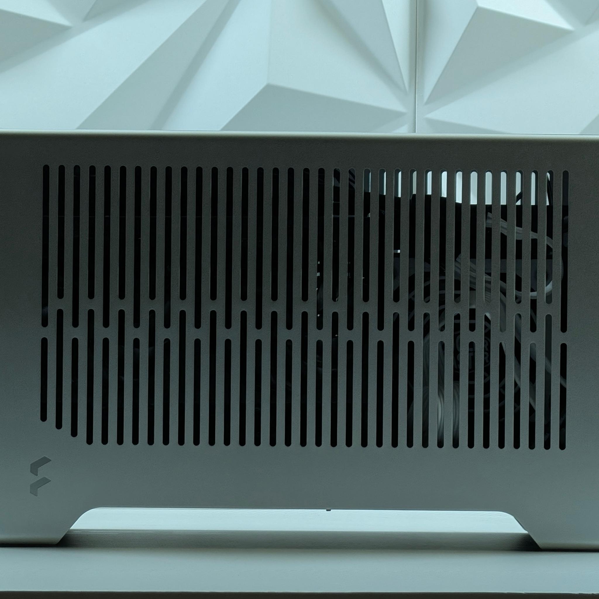 Mini Gaming PC | RTX 5060 Ti / Ryzen 5 7600X / 32GB DDR5 / 2TB NVMe / Wi-Fi