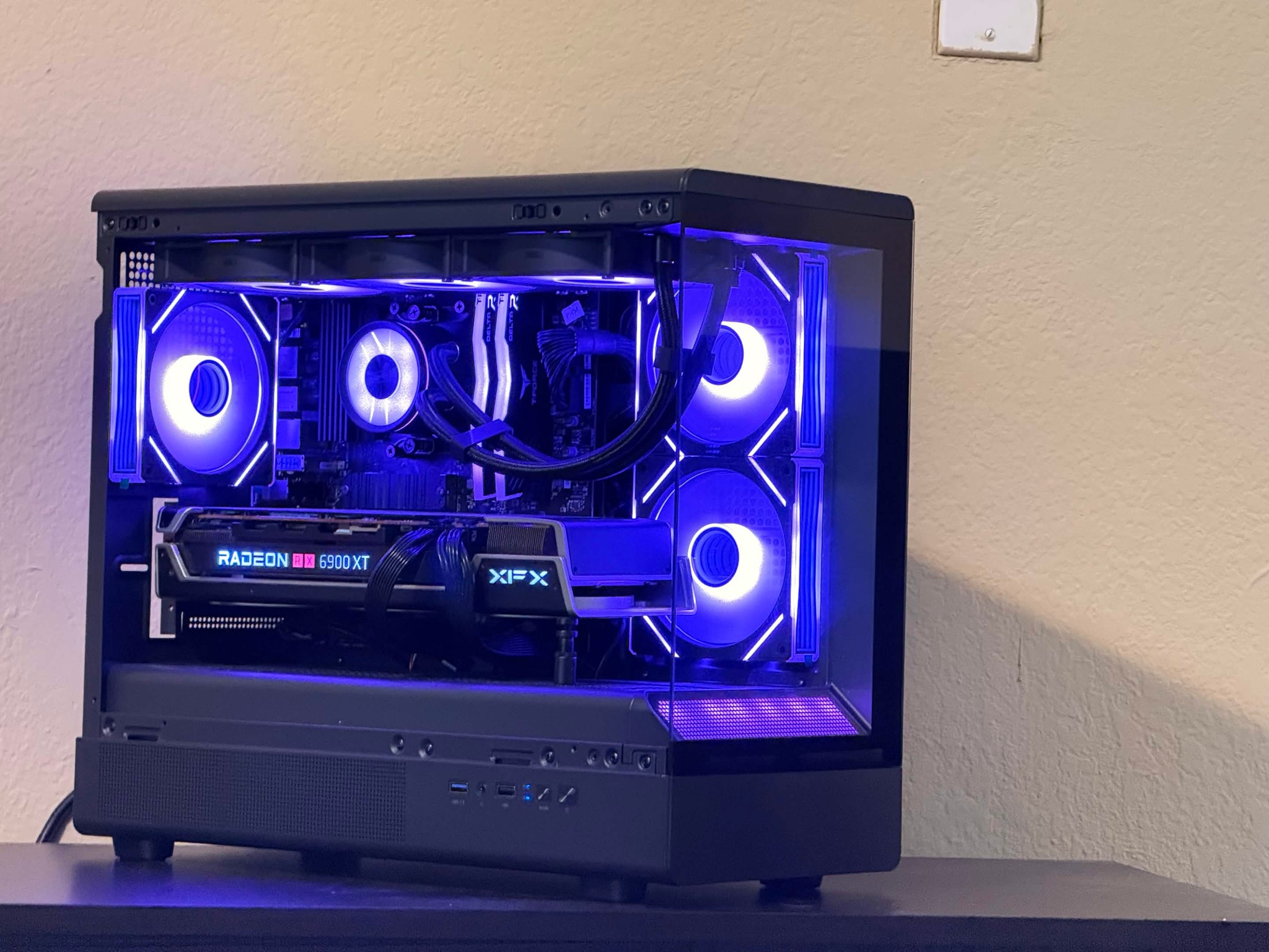 FREE SHIPPING 🖤 🌈 Black RGB Gaming PC | RX 6900 XT 16GB | Ryzen 7 5700x | 1TB SSD | 32 GB DDR4