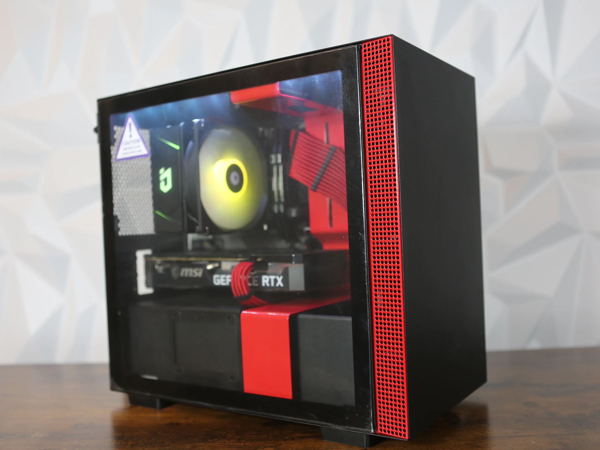 Mini-ITX AMD Ryzen 5 & NVIDIA RTX 3060Ti Tiny and Quiet SFF Gaming Monster!