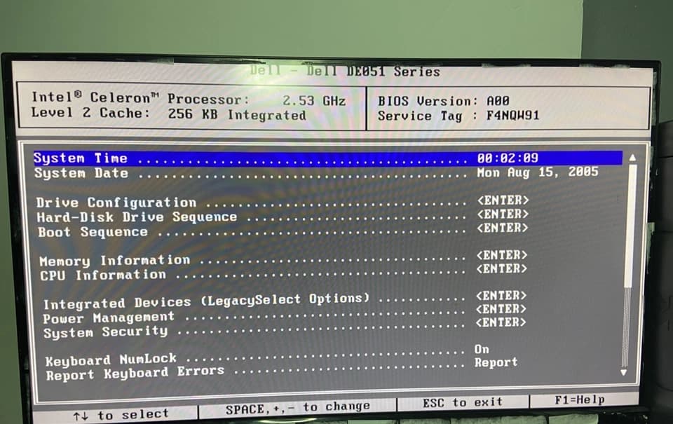 Dell Dimension B110 Desktop Computer Intel Celeron 768 MB Ram NO HDD