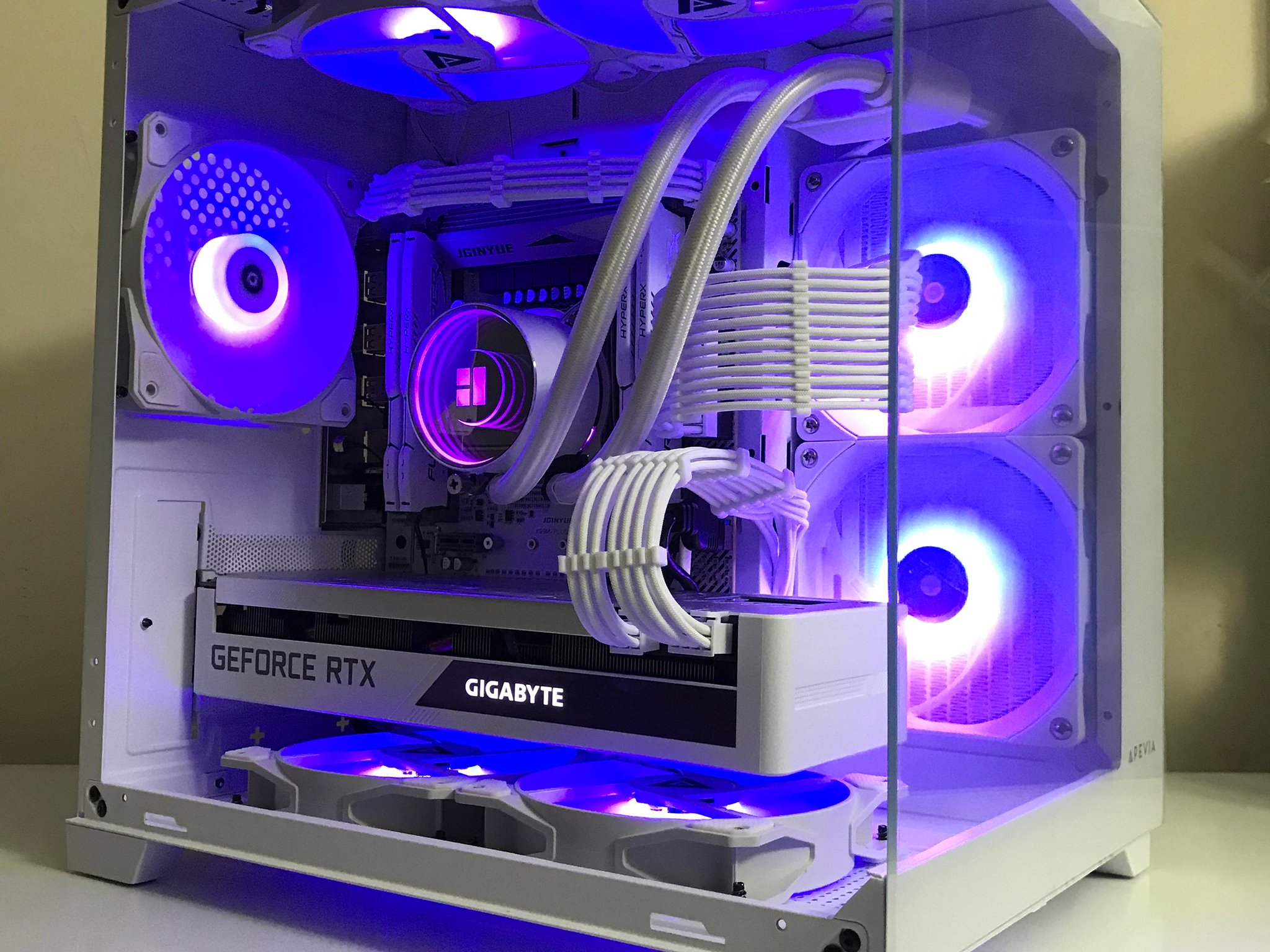 i9xeon 18c/36t 128GB RTX 3070 8GB 1TB NVMe RGB Streaming/Gaming/ContentCreator PC Computer