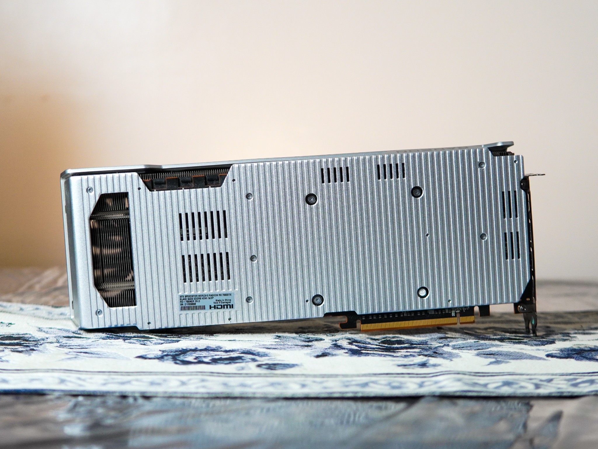 XFX MERC310 Radeon RX 7900 XTX – For Parts / Repair – Powers On, No Display