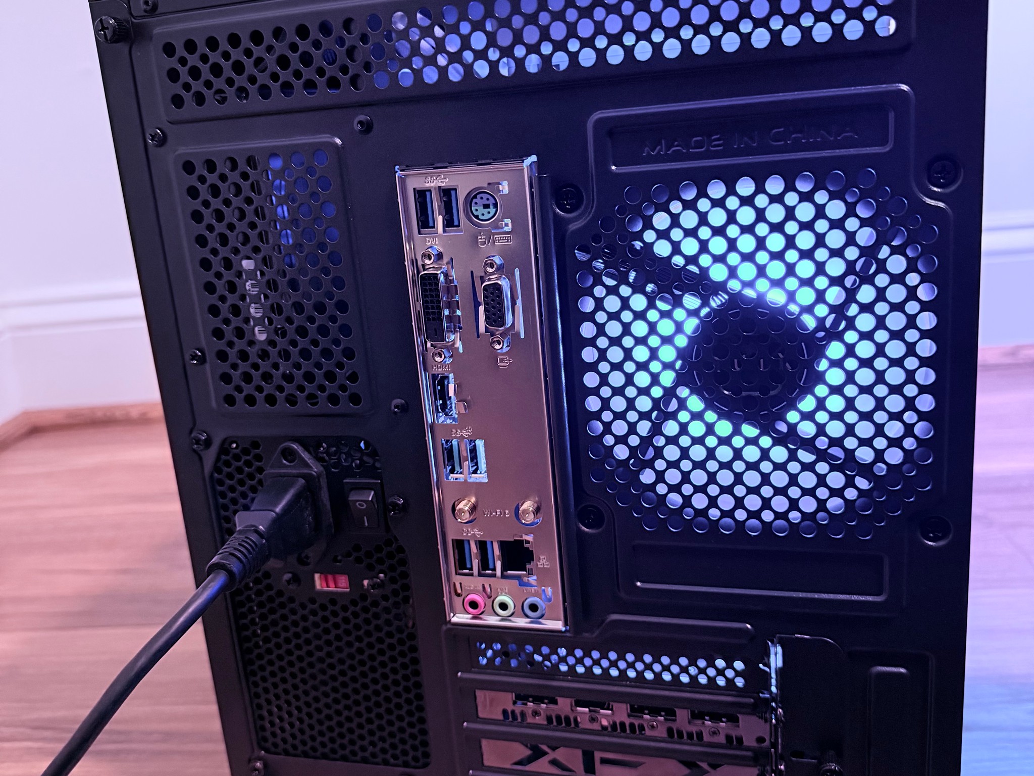🌕"Lunar Mirage "🌕| 1440p/4k Gaming | Ryzen 7 5700X3D | RX 6700 XT 12GB | 32B Ram | 1.5tb Storage