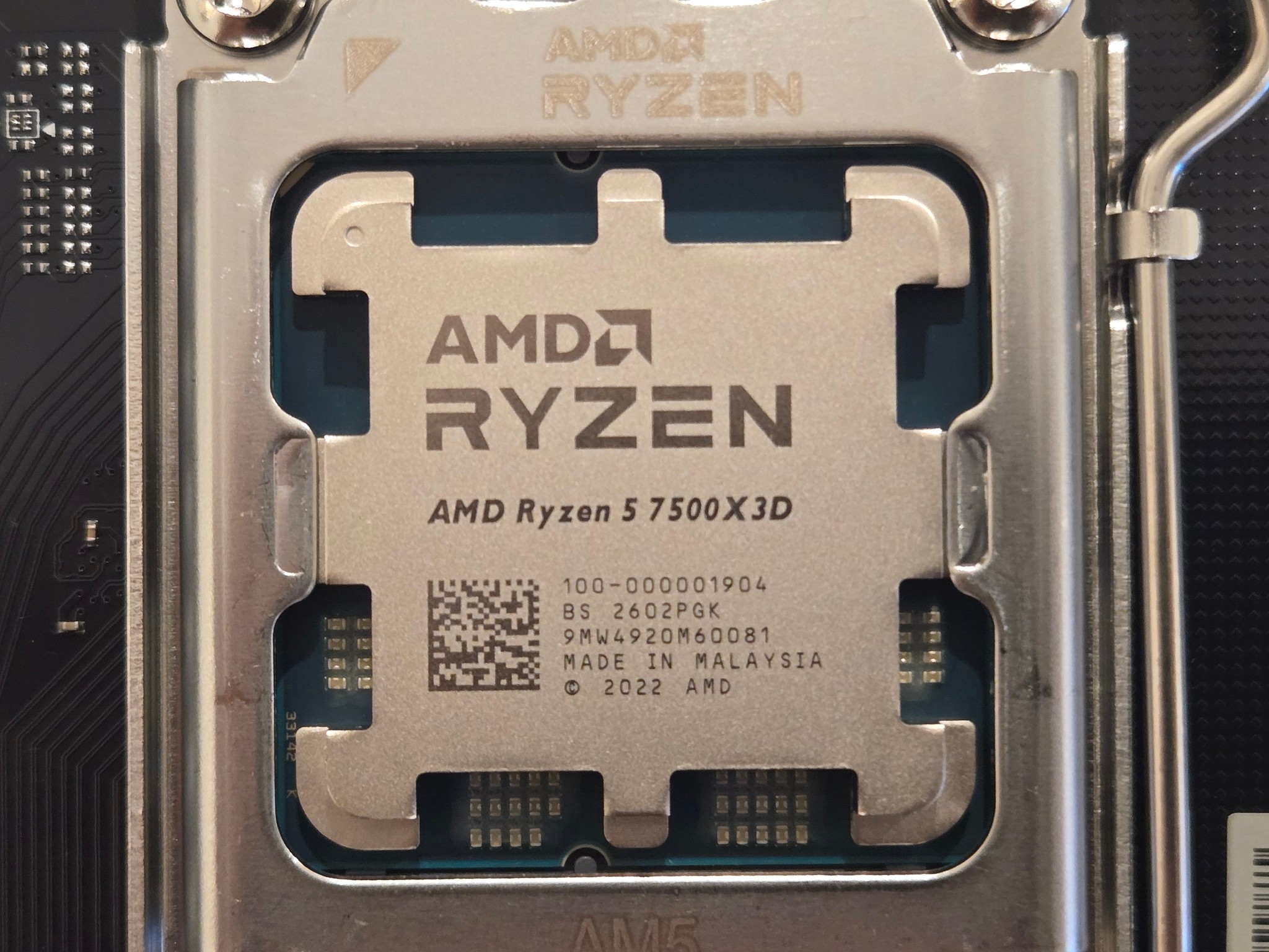 Ryzen 7500X3D/B850M-C Wi-Fi CPU/Motherboard Combo