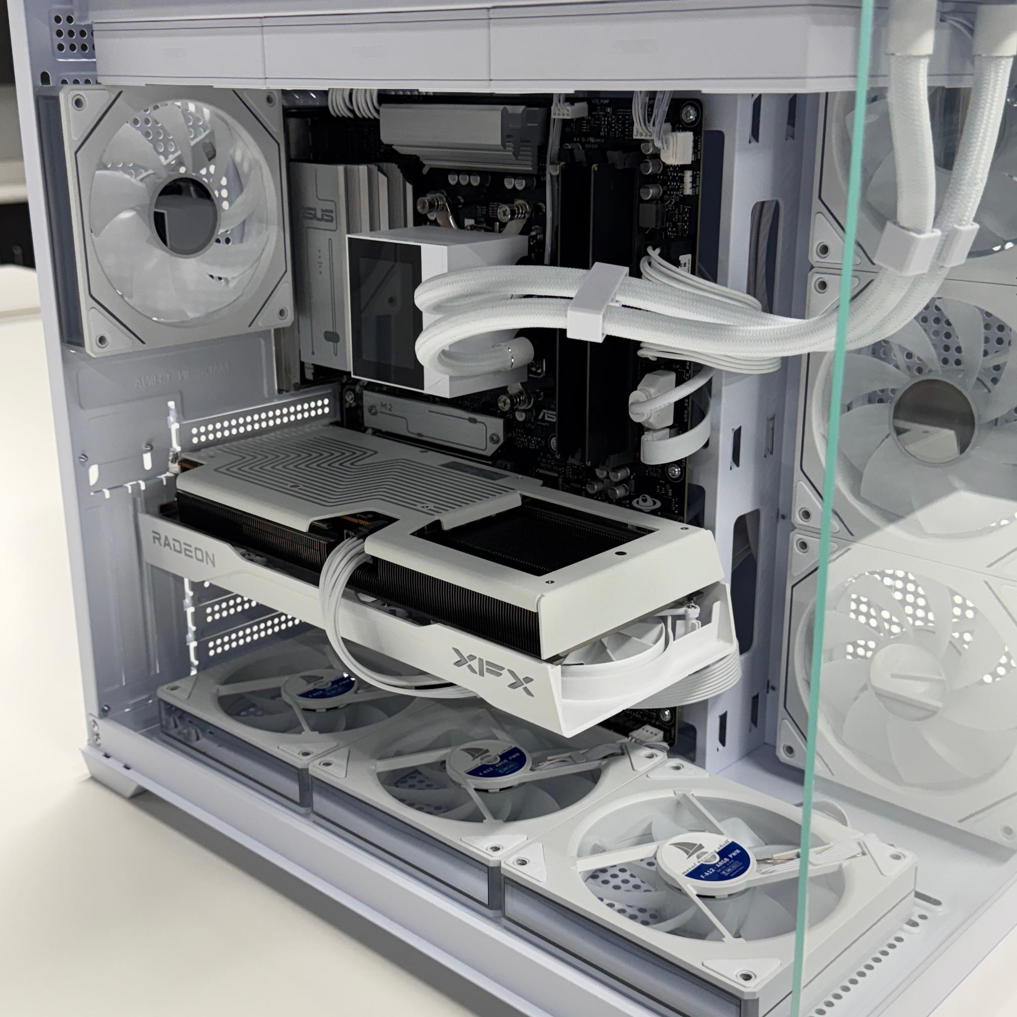 'ALL NEW PARTS' AM5 X3D PC with RX 9060 XT 16GB