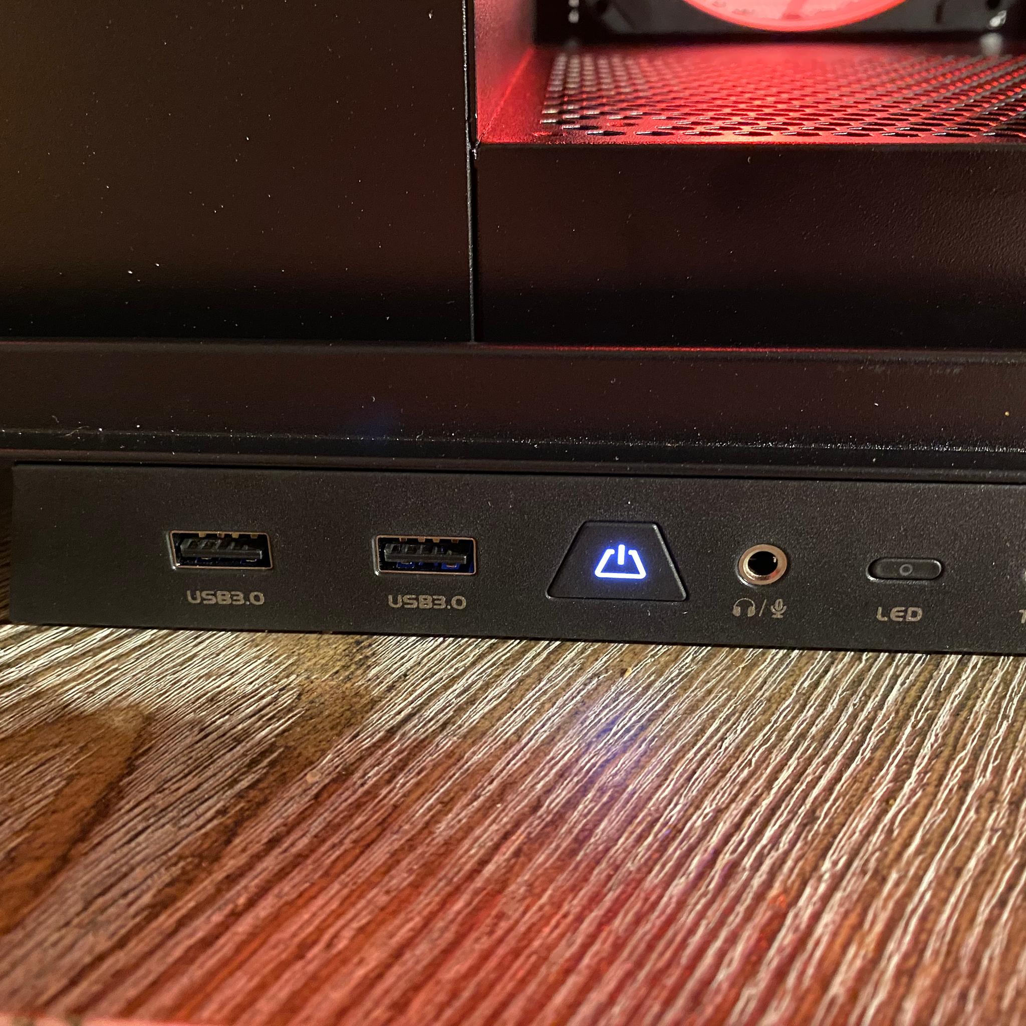 Zirconia III i5 12600K RX 6700 XT 2 TB NVME 32GB DDR4