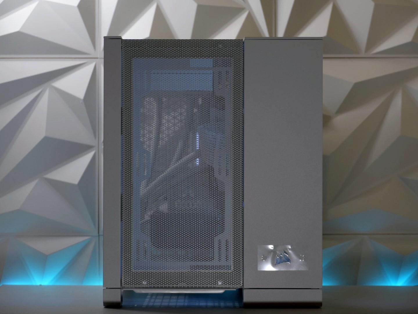 Liquid Cooled Gaming PC | RTX 5070 / Ryzen 8400F / 32GB DDR5 / 1TB NVMe / Wi-Fi