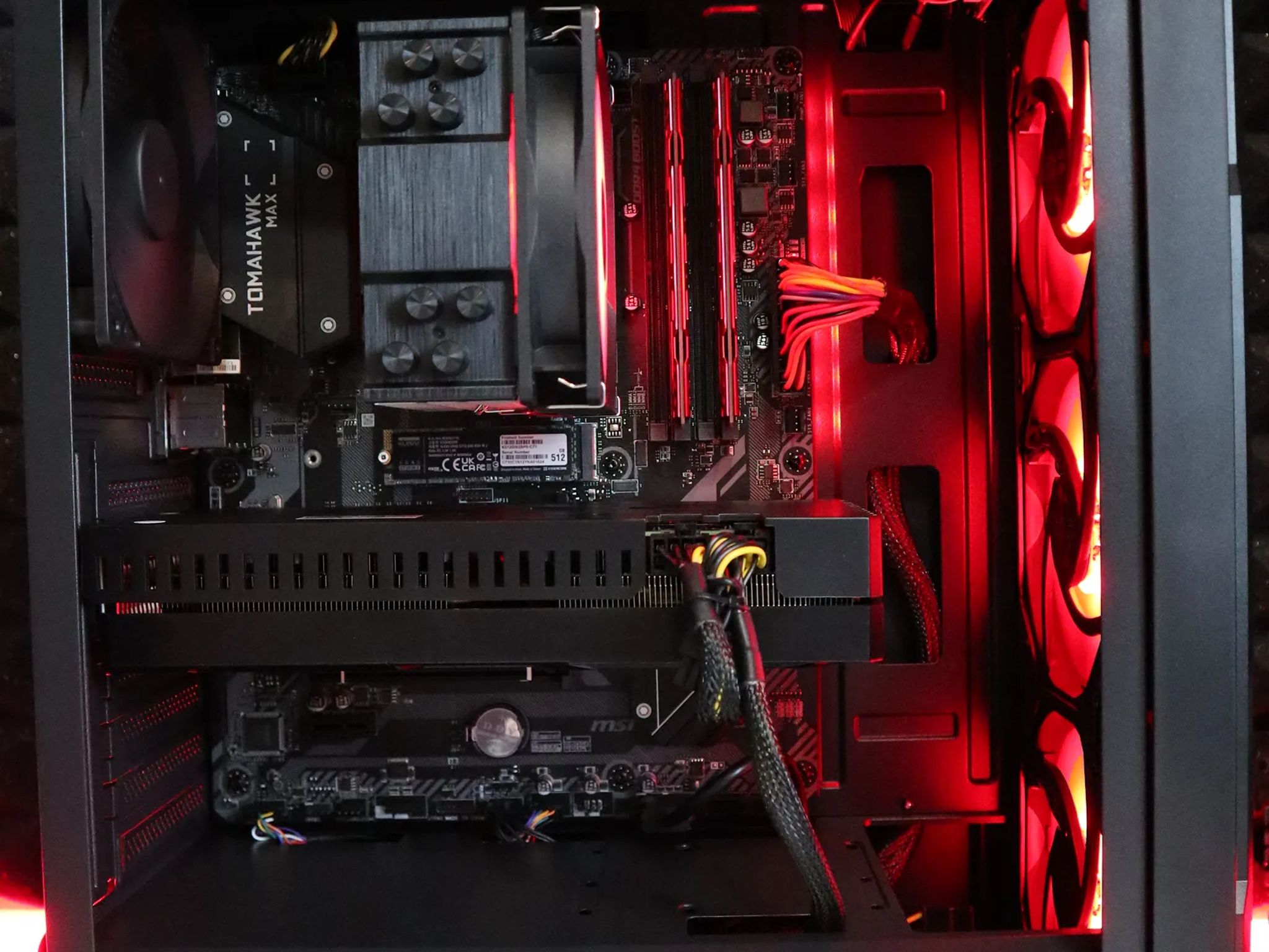 Type S | Ryzen 7 1700 / RX 5700 XT 8GB Gaming PC