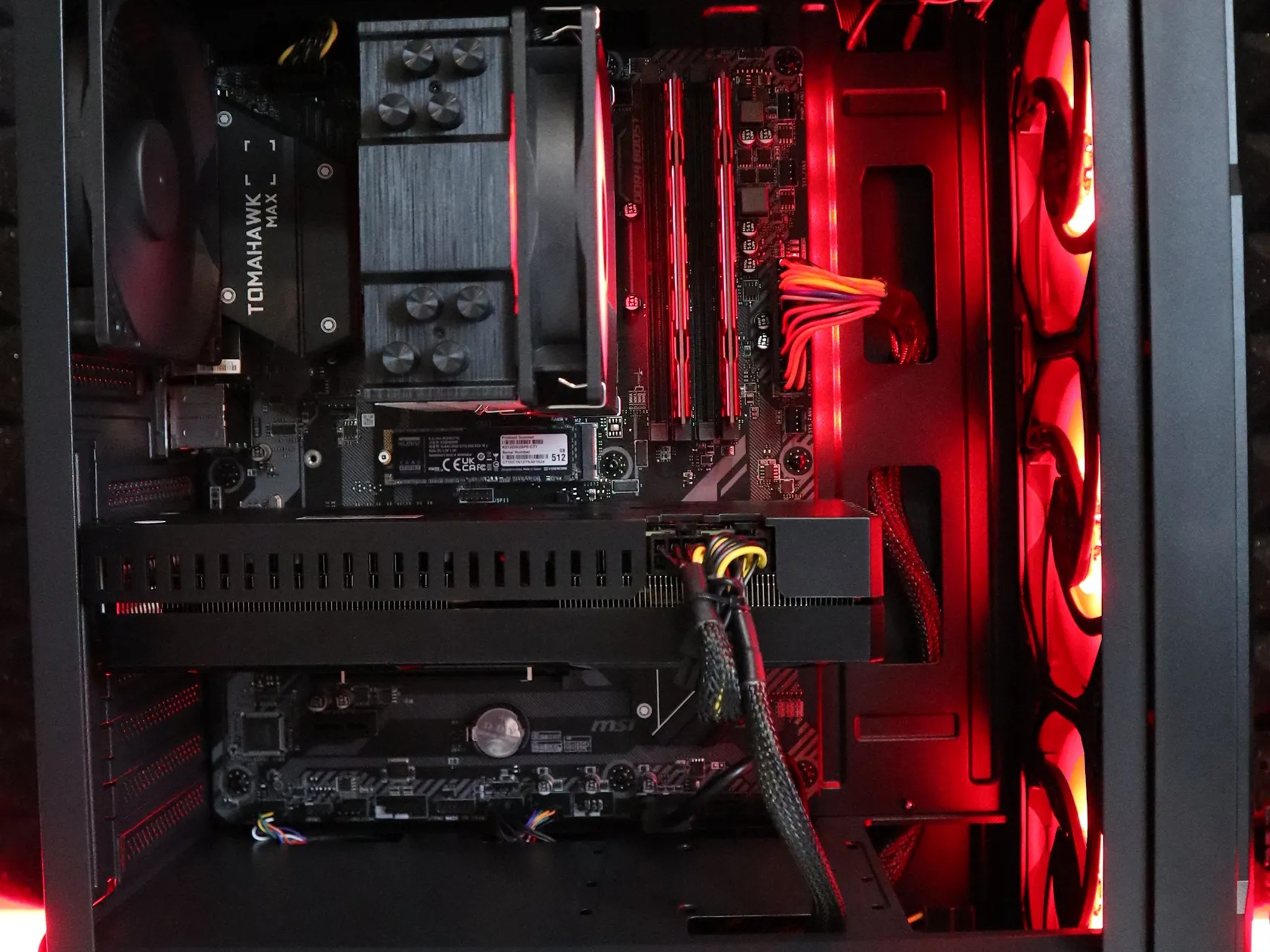 Type S | Ryzen 7 1700 / RX 5700 XT 8GB Gaming PC