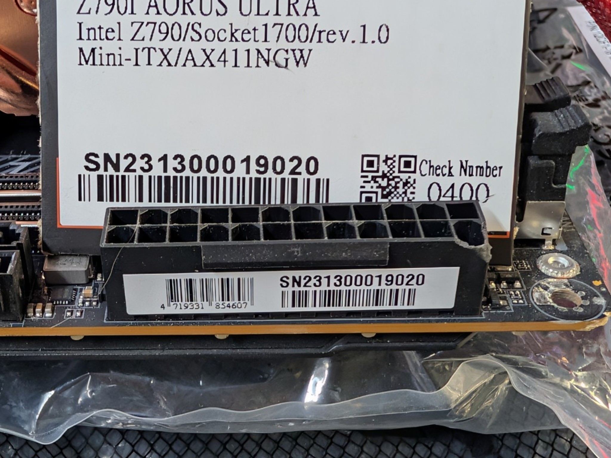 Gigabyte Z790I Aorus Ultra w/ Intel I5-14600k & AXP90-47 Cooler & Contact Frame