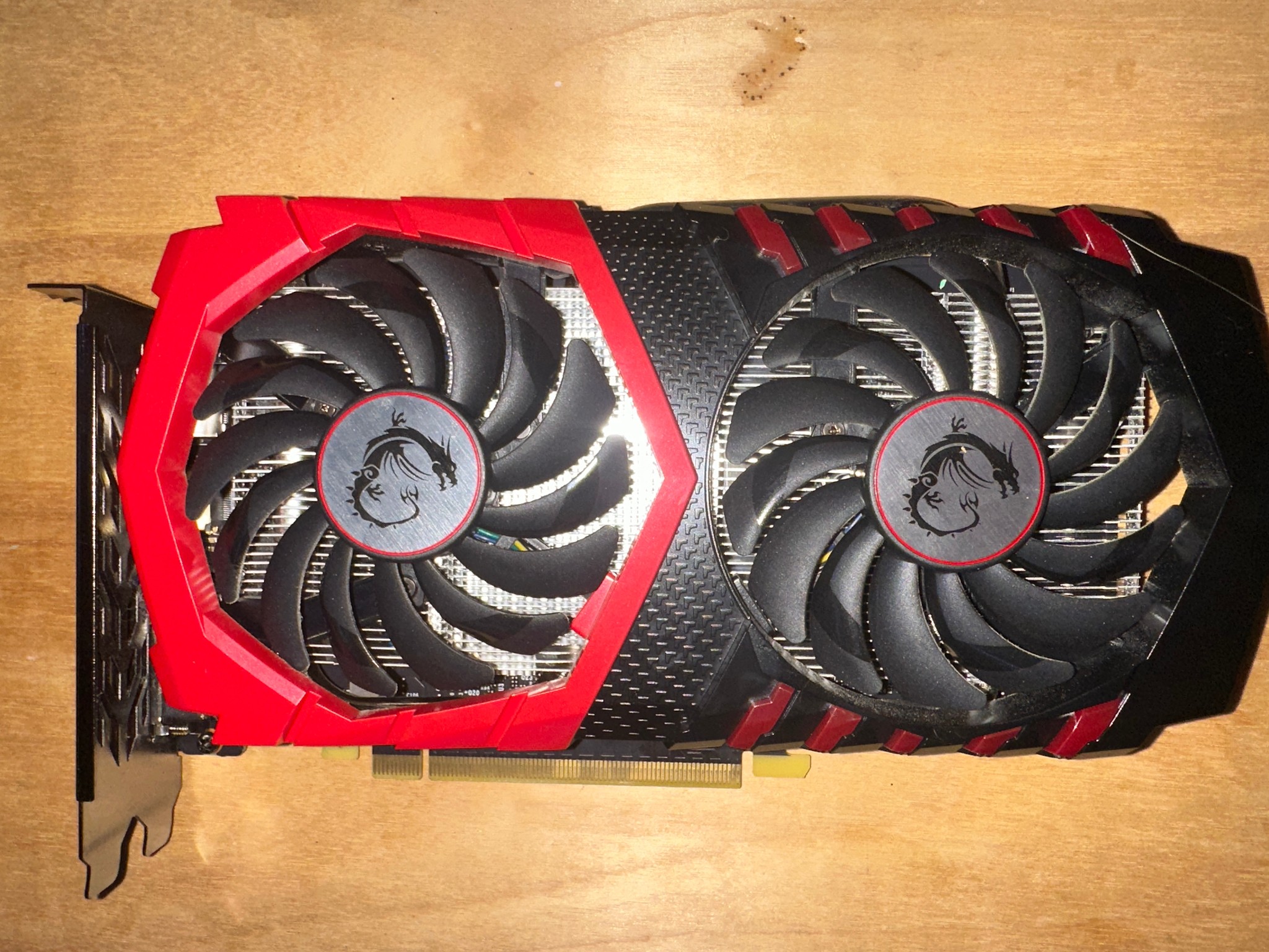 MSI GAMING X GTX1050TI 4 GB RGB GREAT CONDITION NEW THERMAL PASTE