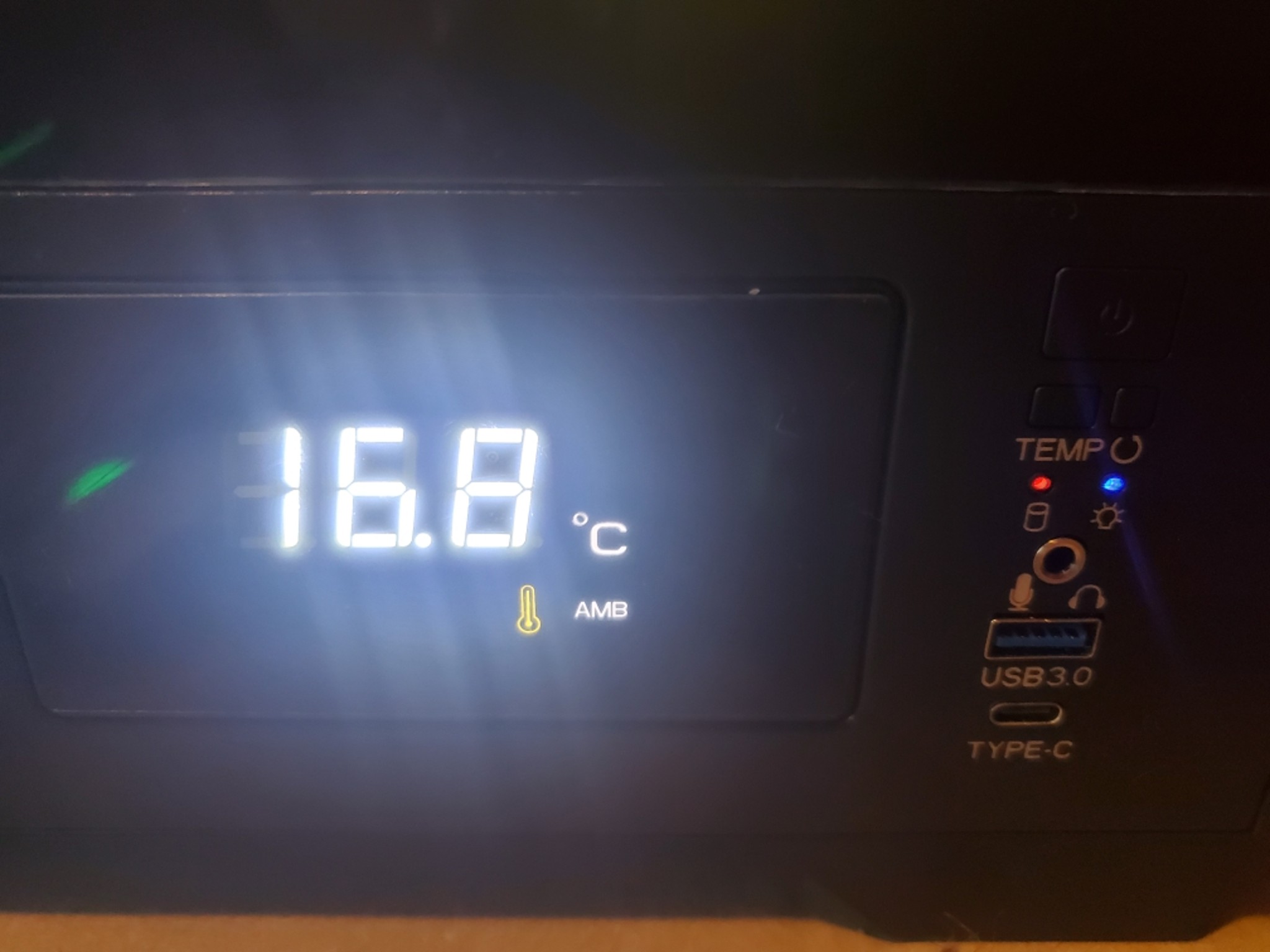 🔥"Mr. RED" 🔥 I7 8700K MSI RTX2070 32GB DDR4 3200 2TB M.2