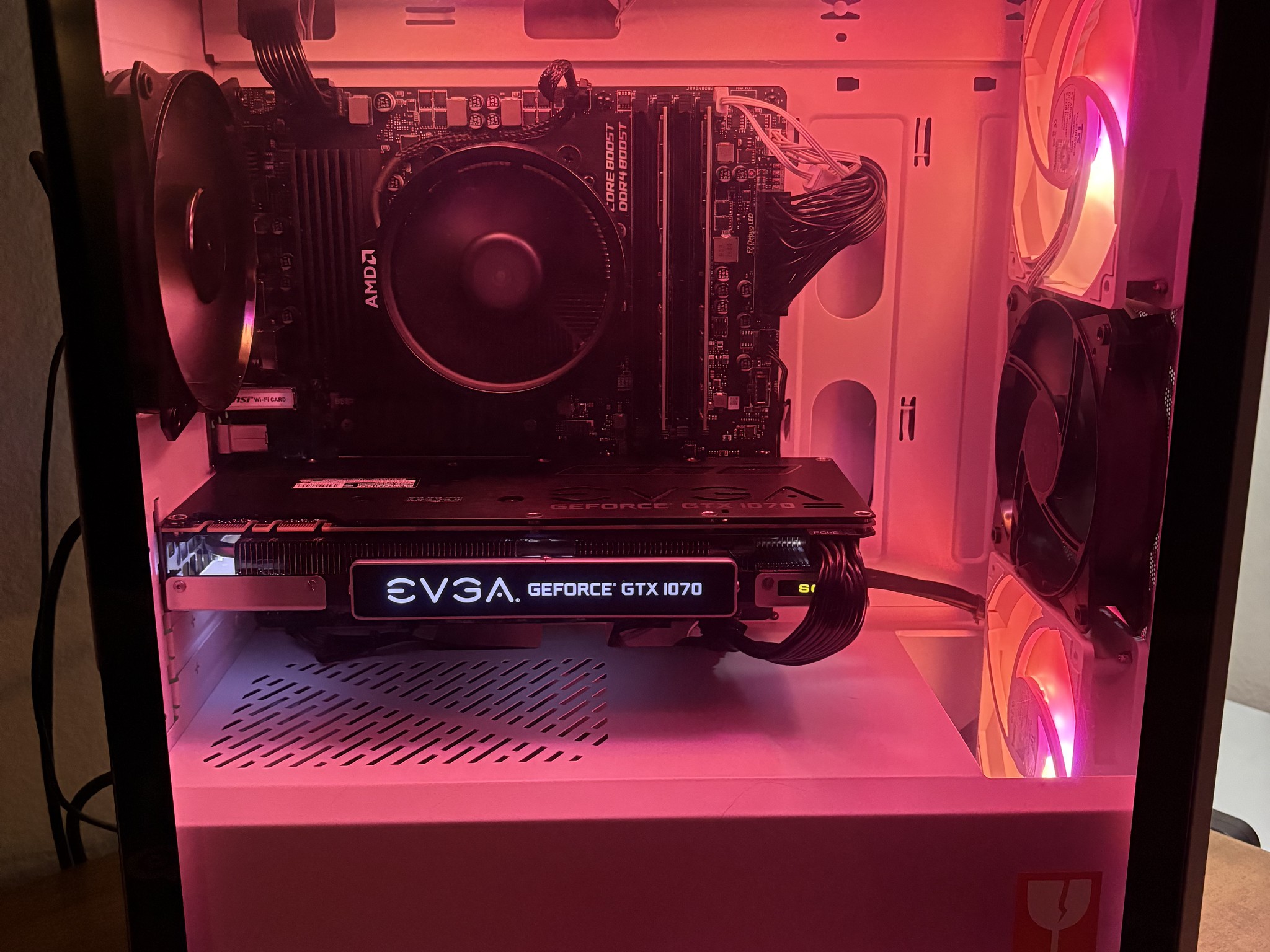 White & Black PC - Ryzen 3100 | GTX 1070 | 16GB DDR4 | 1TB NVMe SSD | WIFI 6E + BT 5.3 | Win11