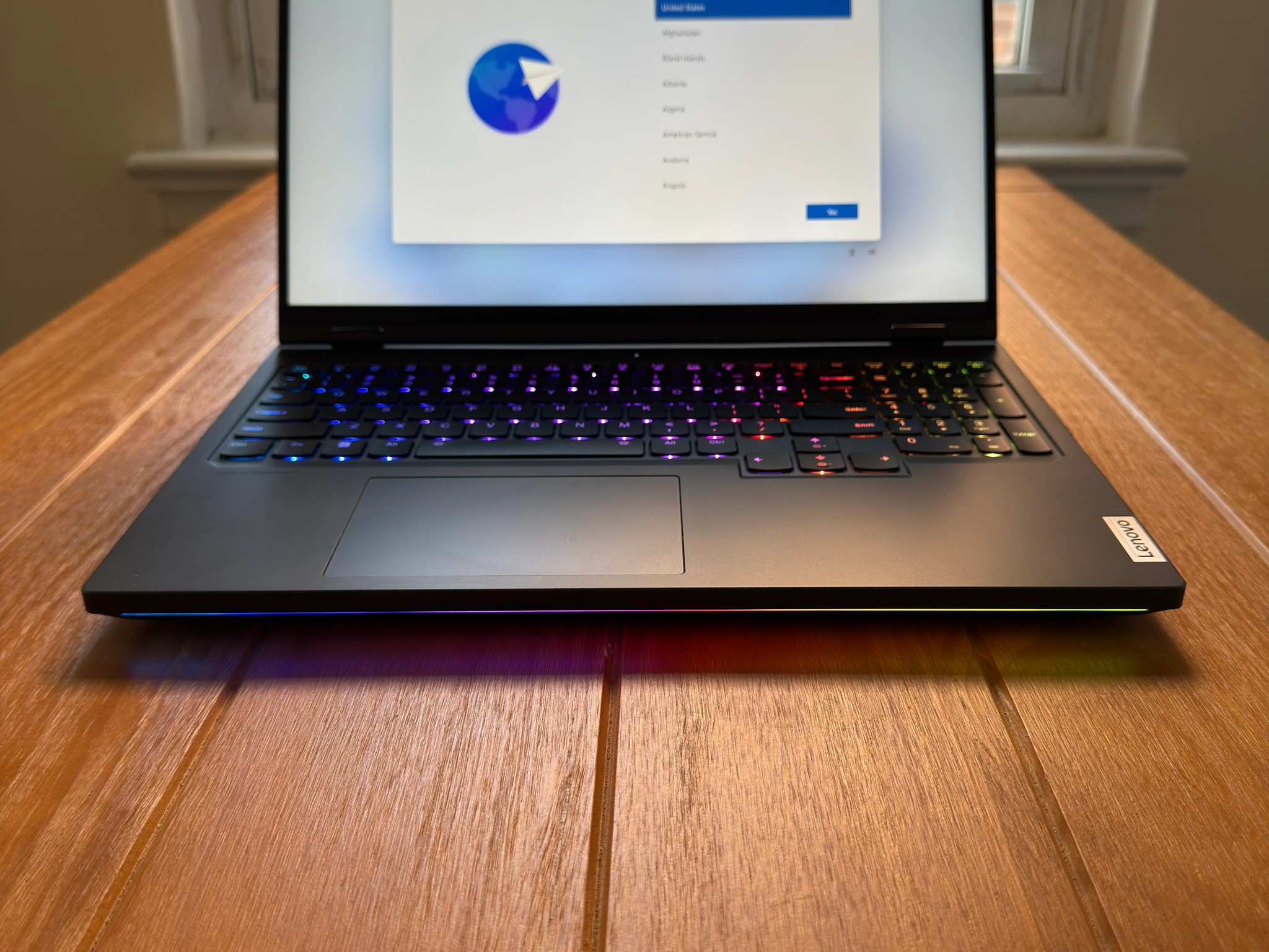 Lenovo Legion 7i Pro gaming laptop (Core i9, RTX 4080, 32 GB, 1 TB)