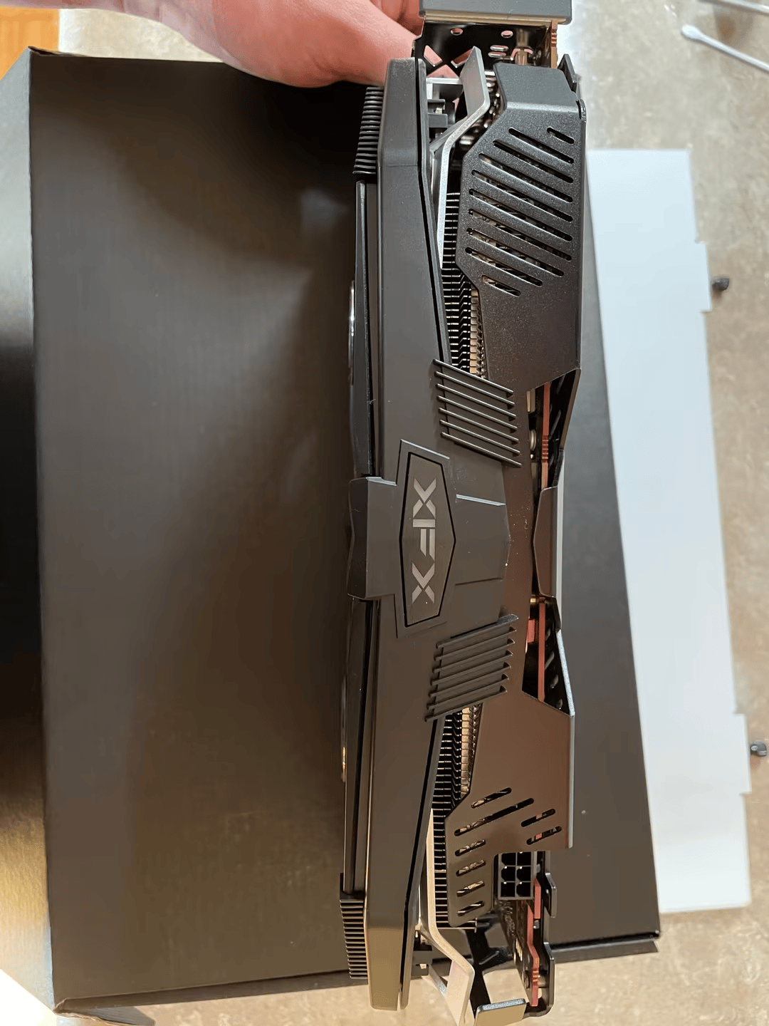 XFX 5600 XT