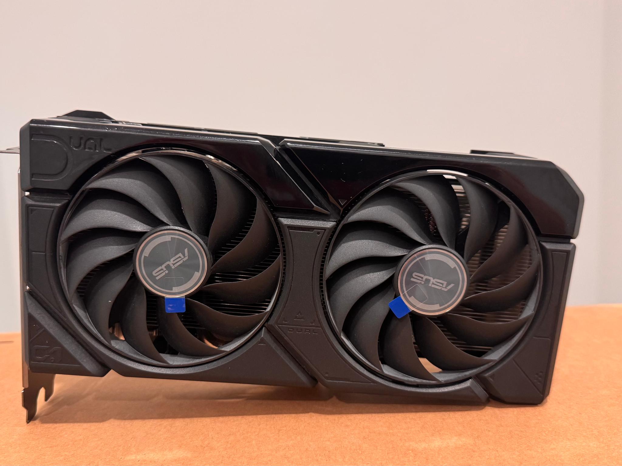 ASUS Dual GeForce RTX 4070 EVO 12GB