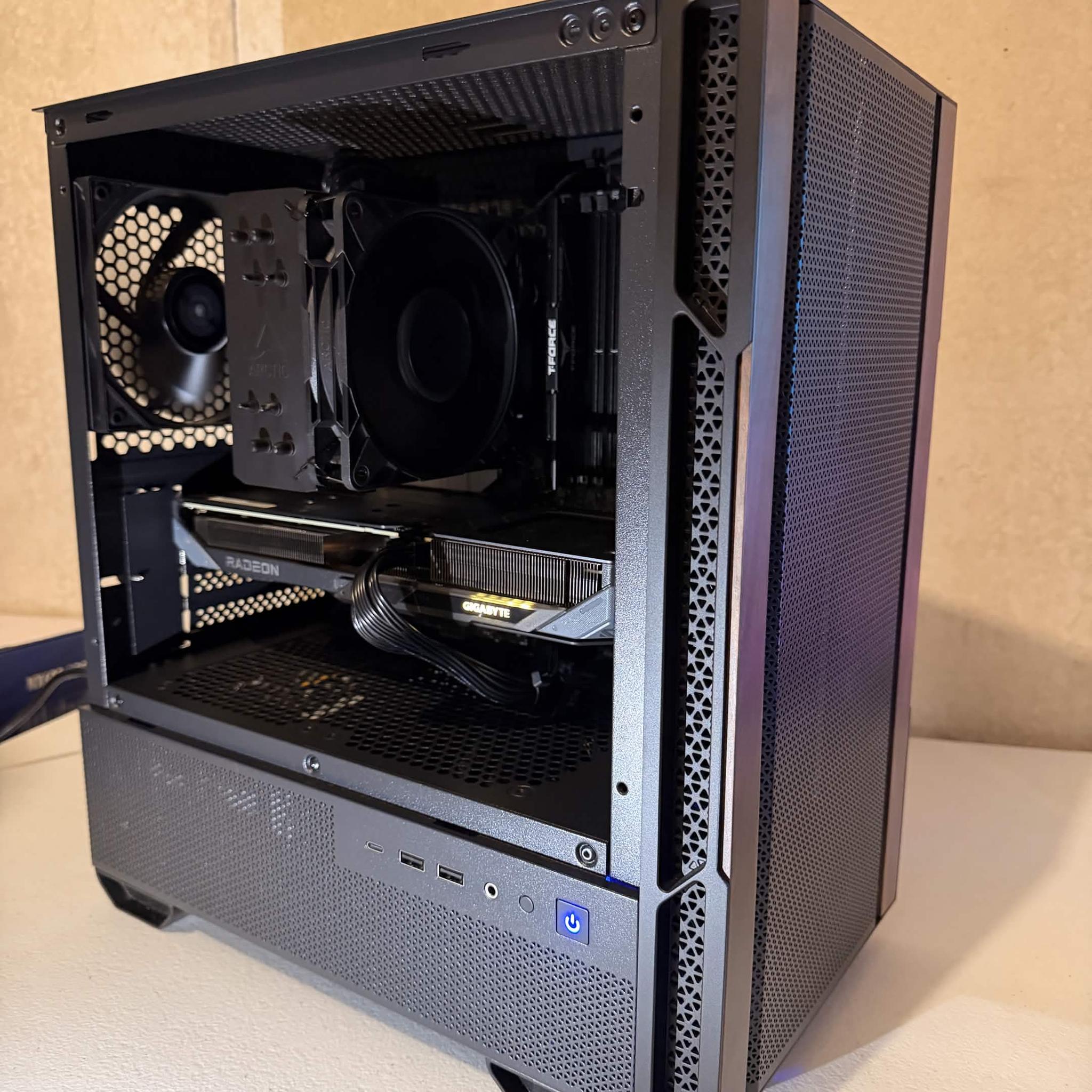 Radeon RX 9060 XT 16GB Custom Gaming PC - Ryzen 5 7500F, 16GB RAM