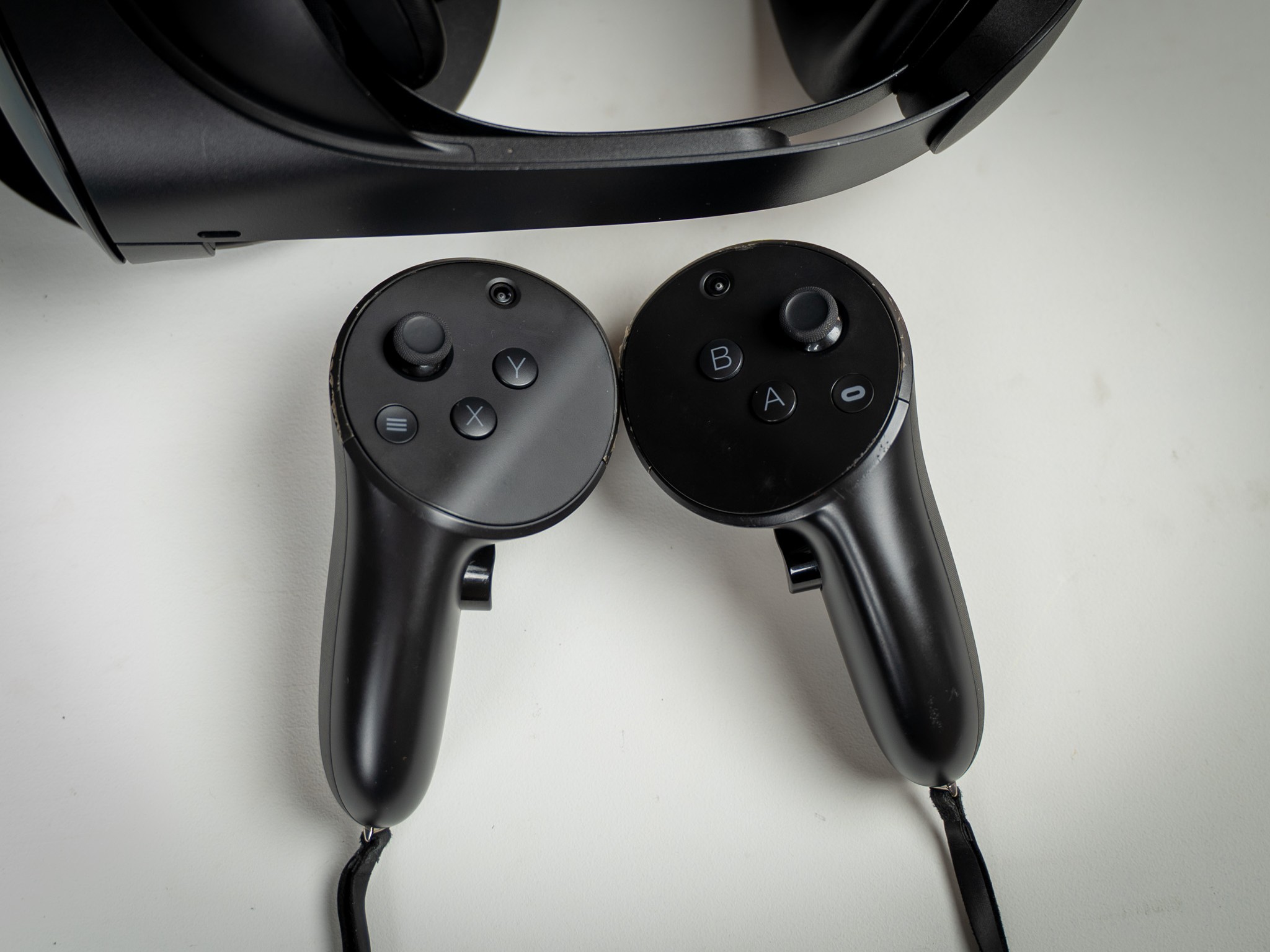 Meta Quest Pro VR Headset & Controllers 256GB Tested Working Great Condition