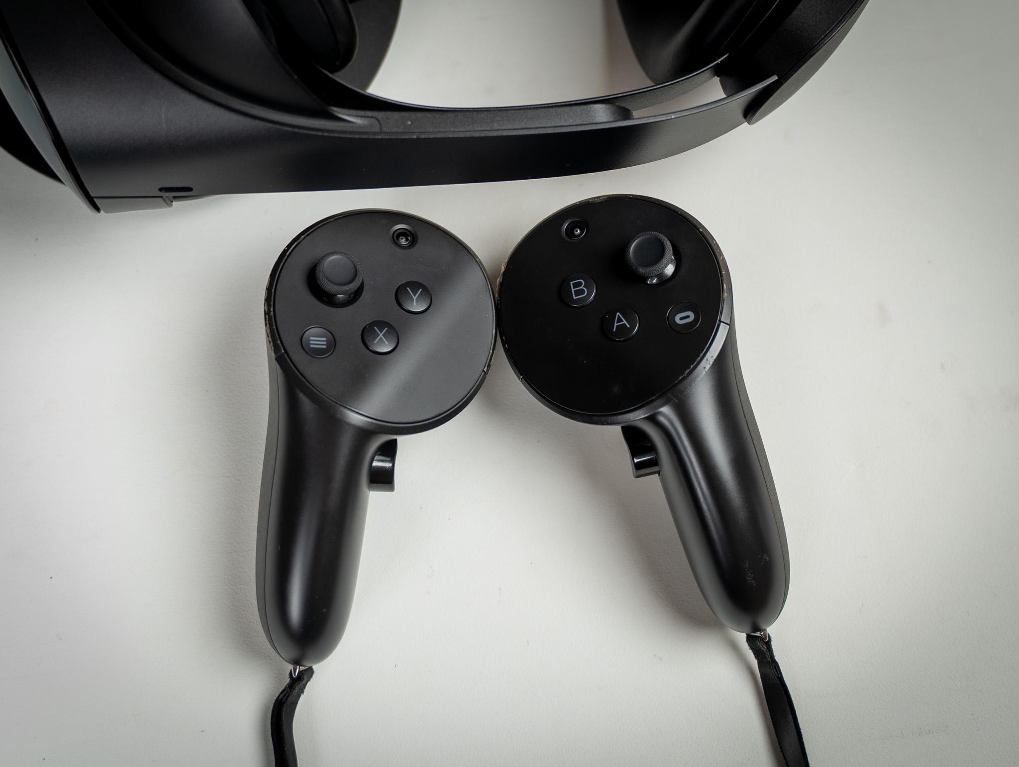 Meta Quest Pro VR Headset & Controllers 256GB Tested Working Great Condition