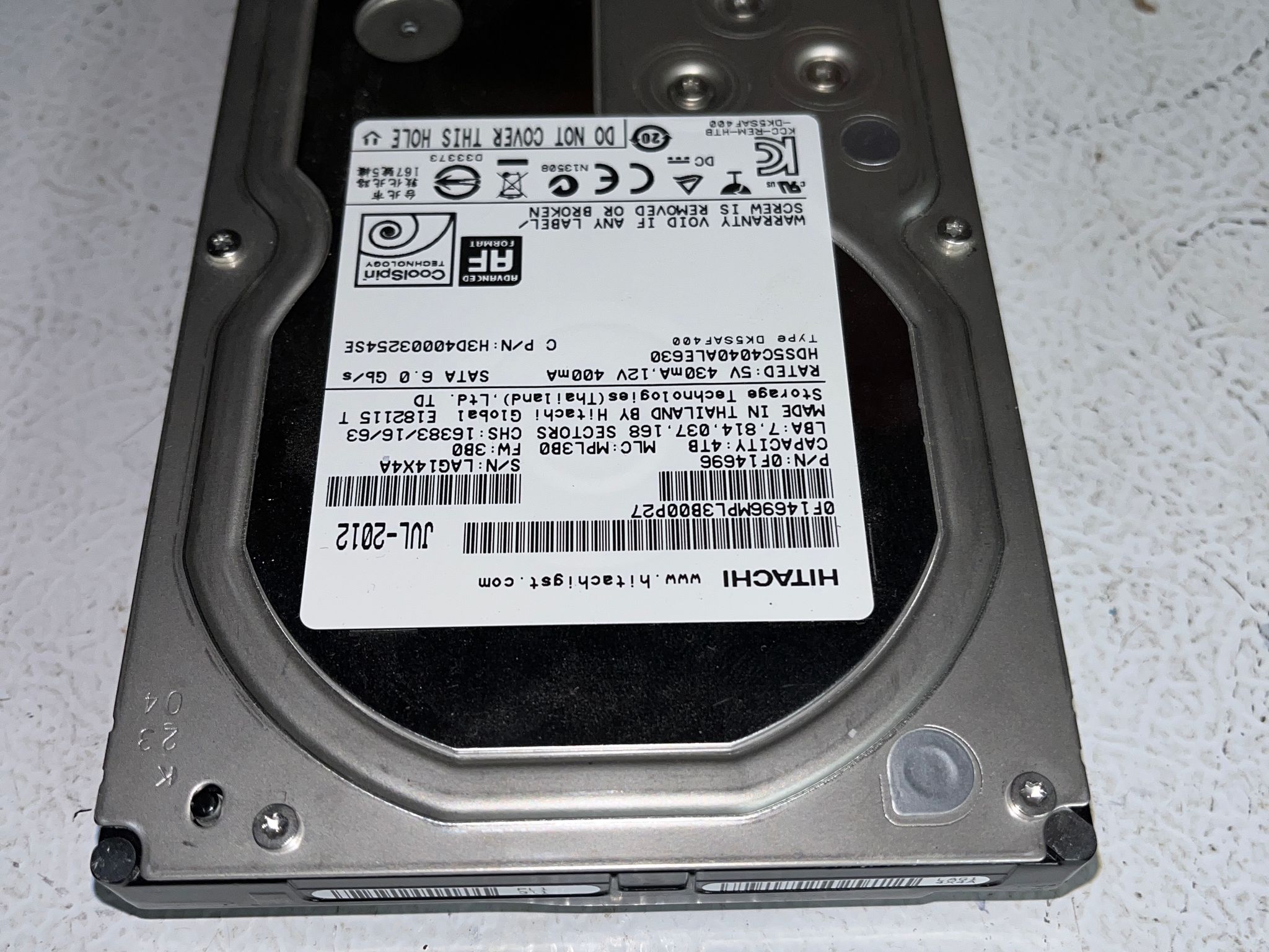 Hitachi Deskstar 5K4000 4TB 3.5" SATA Hard Drive – HDS5C4040ALE630 – Tested