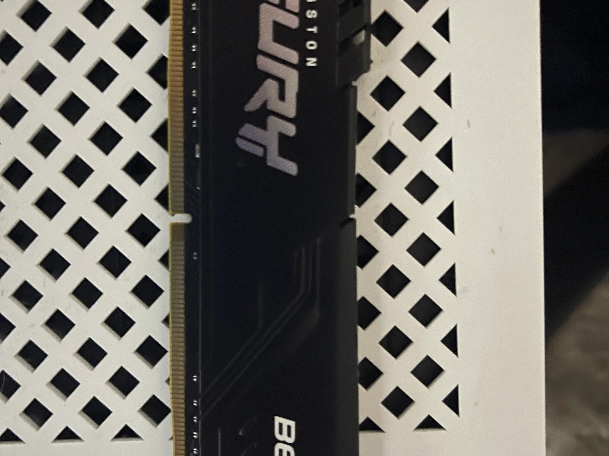 DDR4 32GB (2x16GB) 3600MT/s Kingston Fury Beast Ram