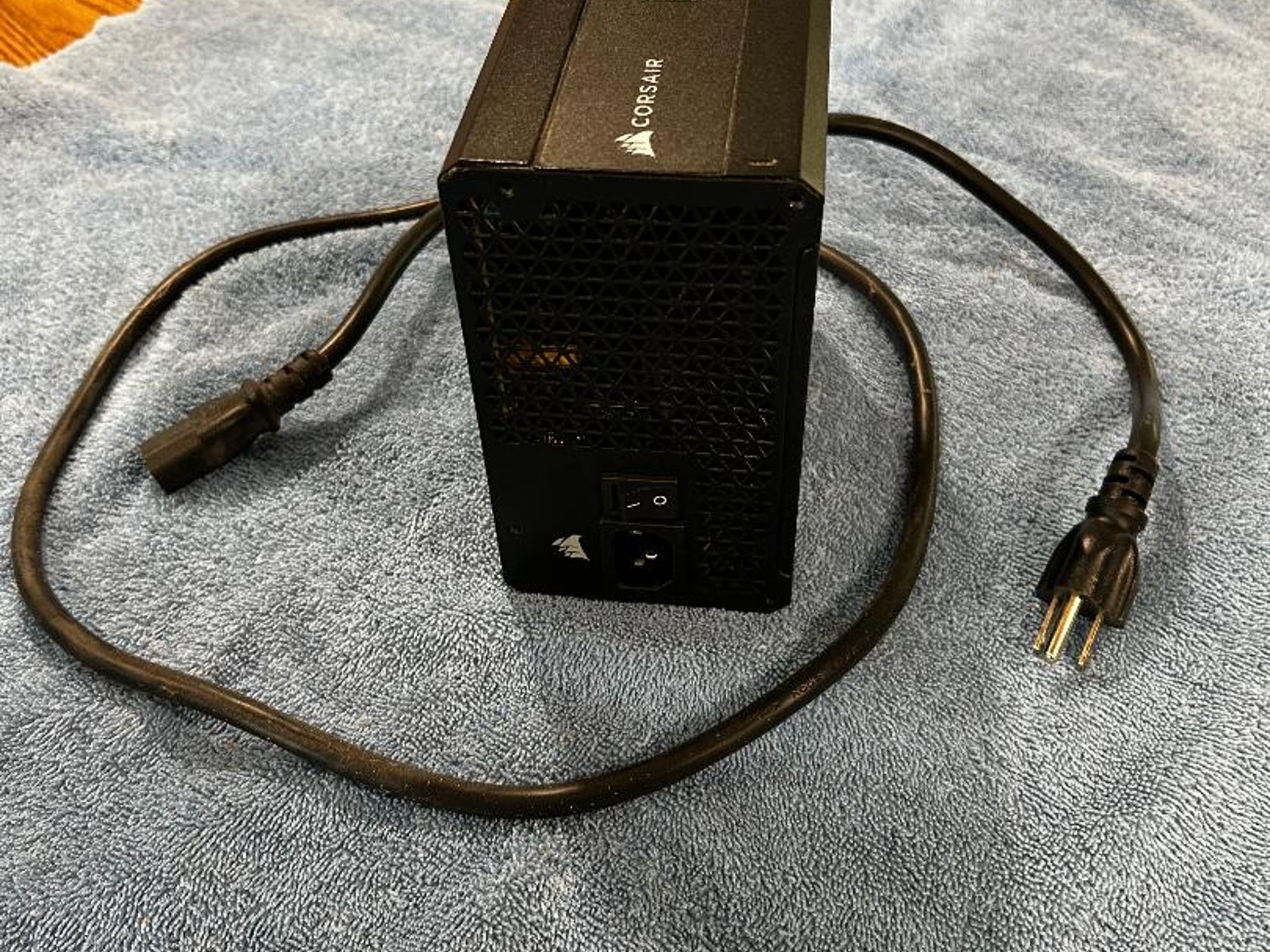Corsair RM750e (2023)